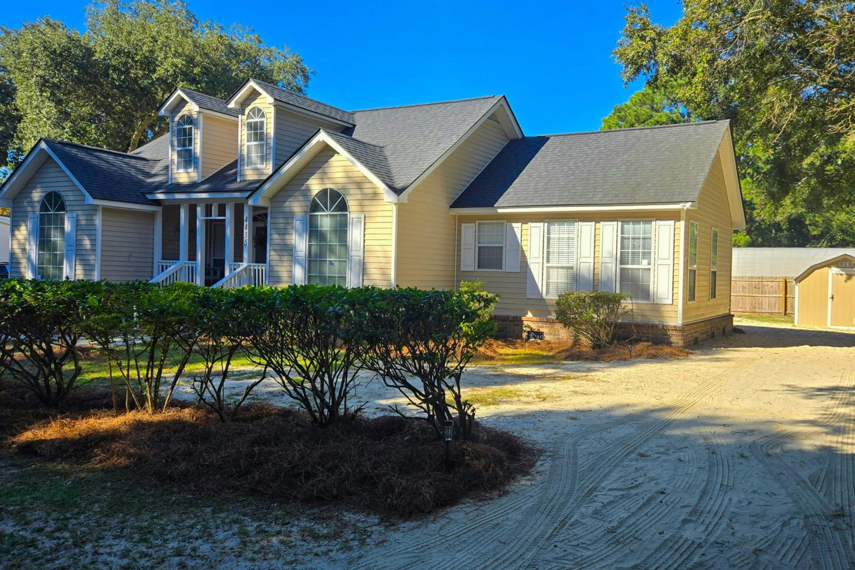 Kerrison by Kiawah Home with Deck and Fire Pit