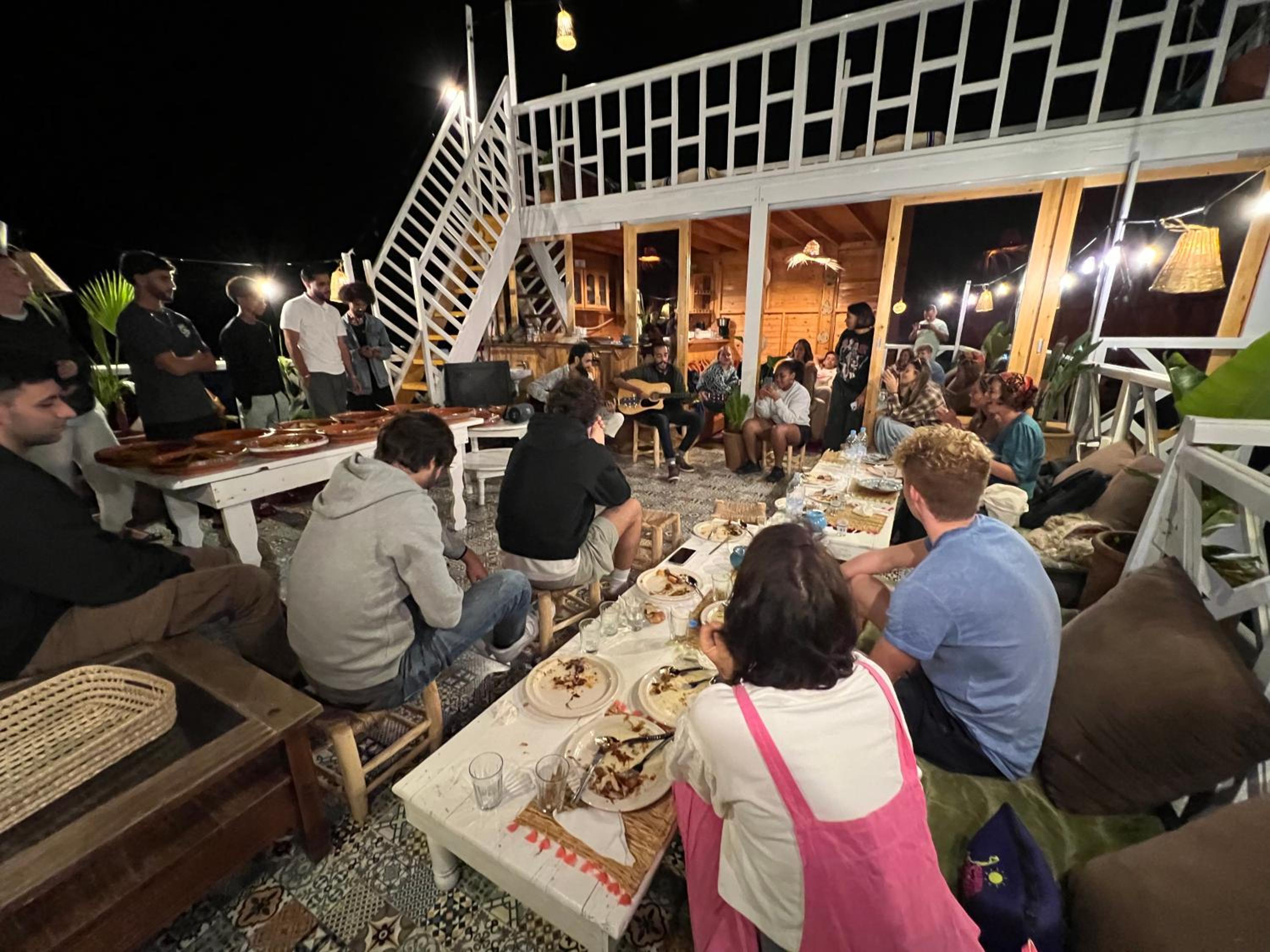 dining