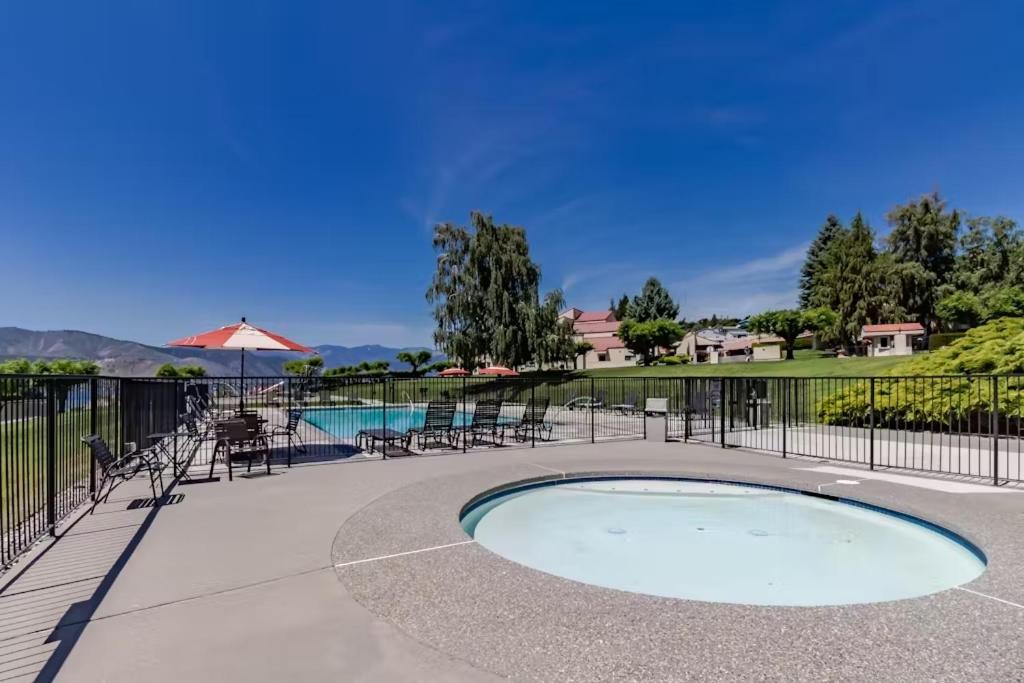 Lake Chelan Shores Condos