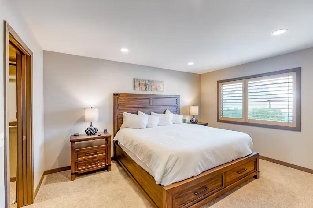 Lake Chelan Shores Condos