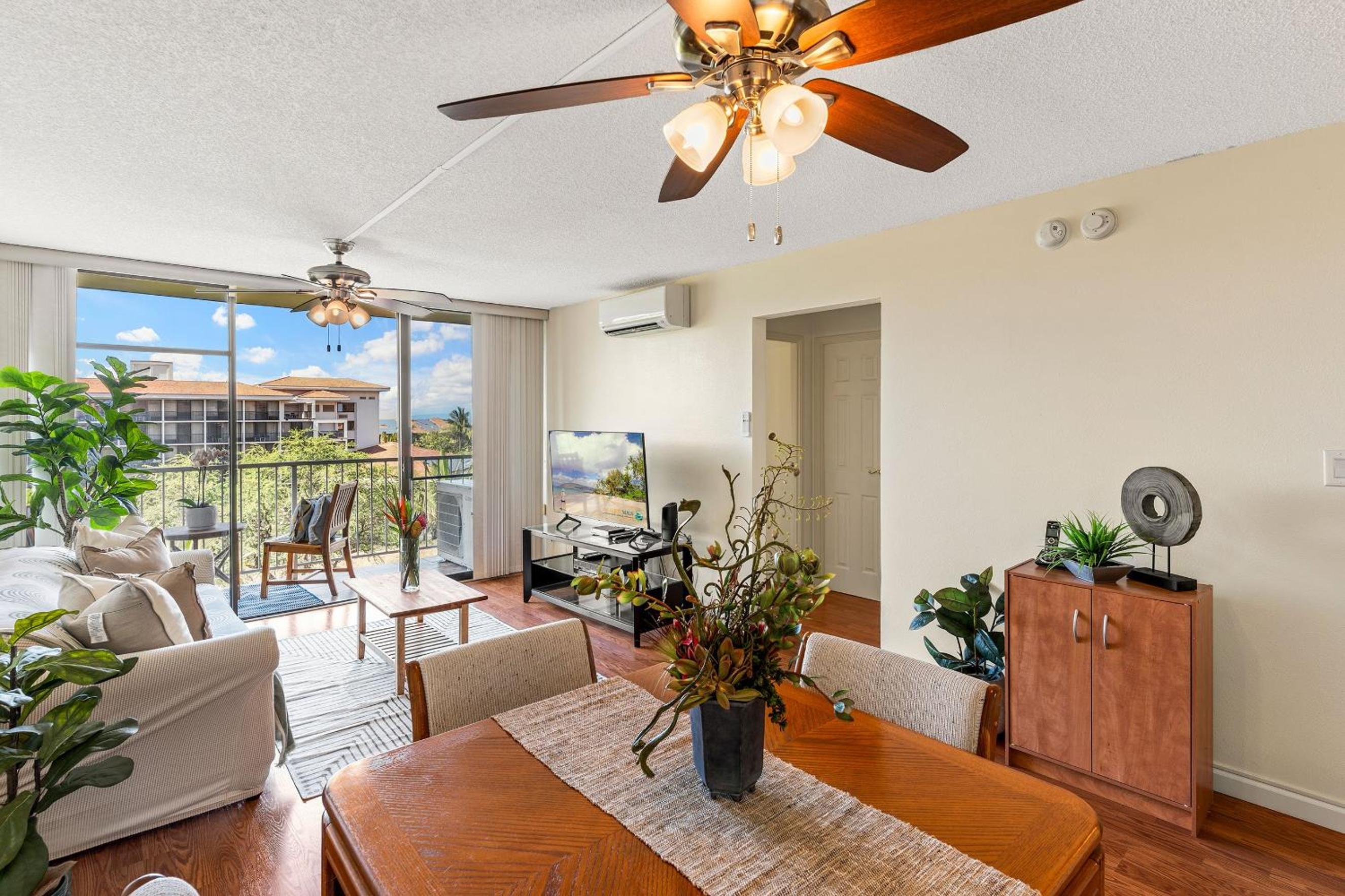Pacific Shores B-409 - Beautifully Renovated Ocean View, 2 BD / 2 BA, Split AC!