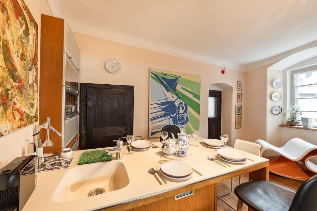 18th century Under Castle Prague Residence