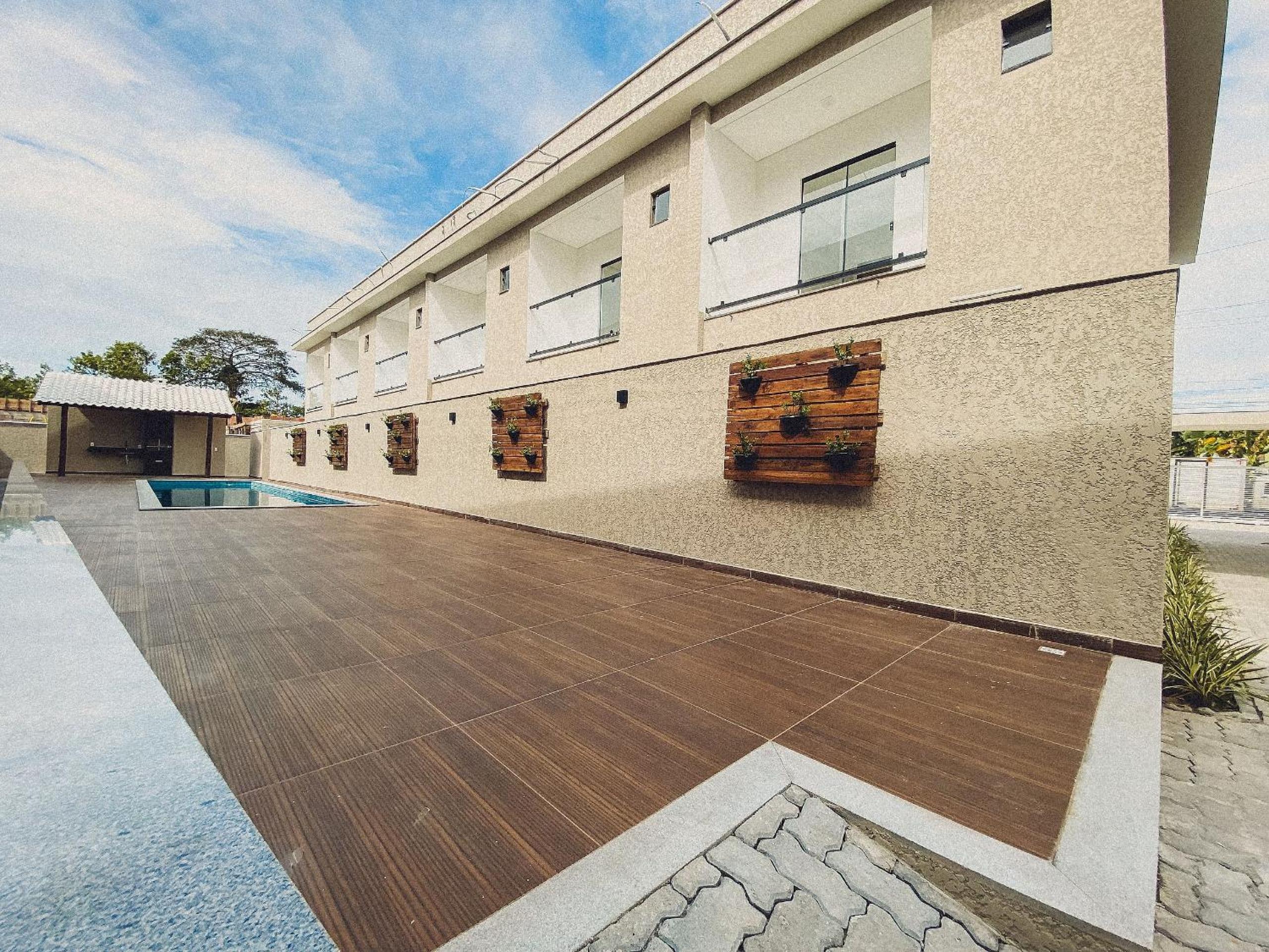 Casas Duplex todas com 3 suiítes ambas com ar condicionado, varanda, internet e churrasqueira privativa no Residencial Jardins de Taperpuã 2 codomínio a po