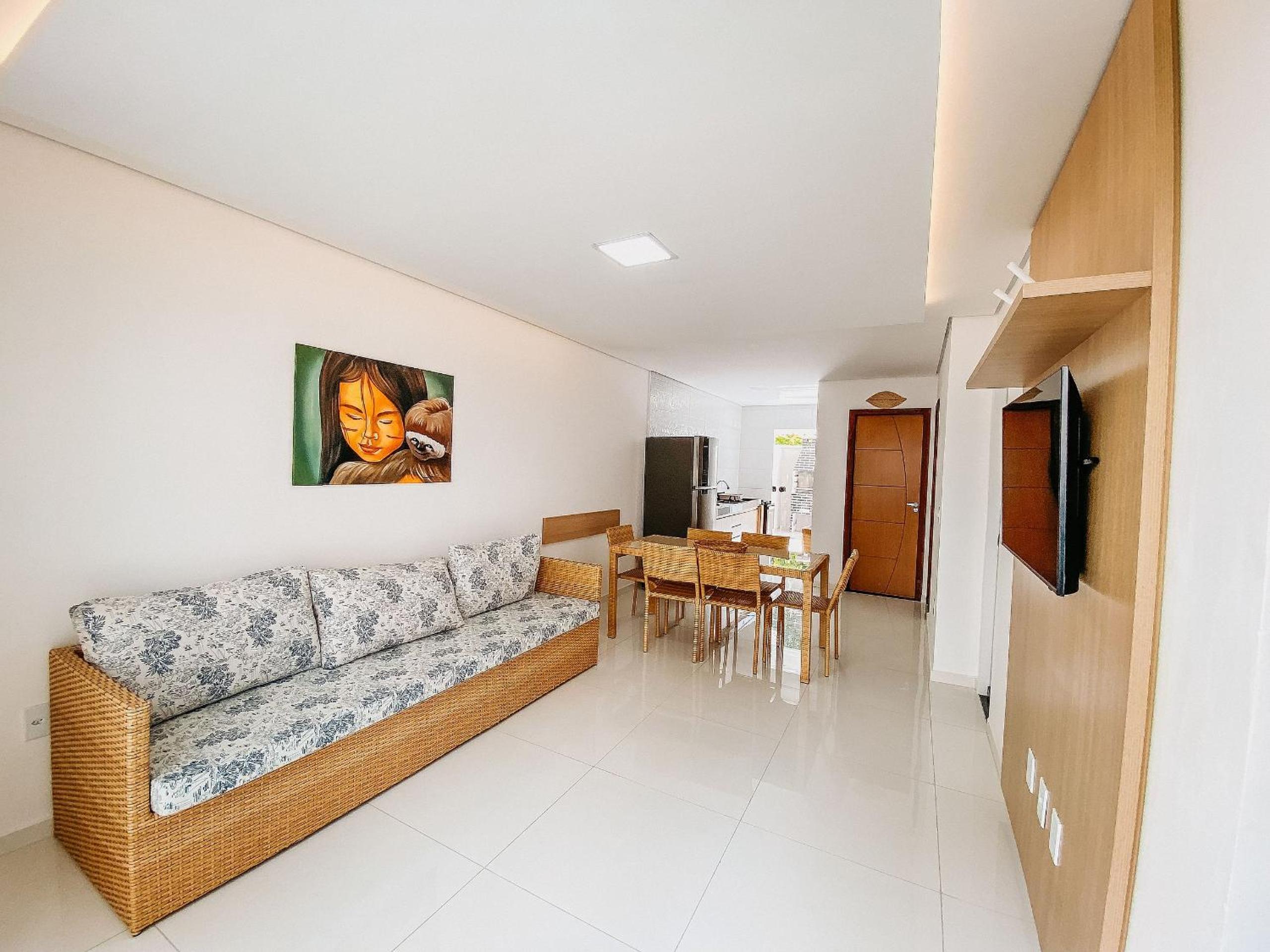 Casas Duplex todas com 3 suiítes ambas com ar condicionado, varanda, internet e churrasqueira privativa no Residencial Jardins de Taperpuã 2 codomínio a po