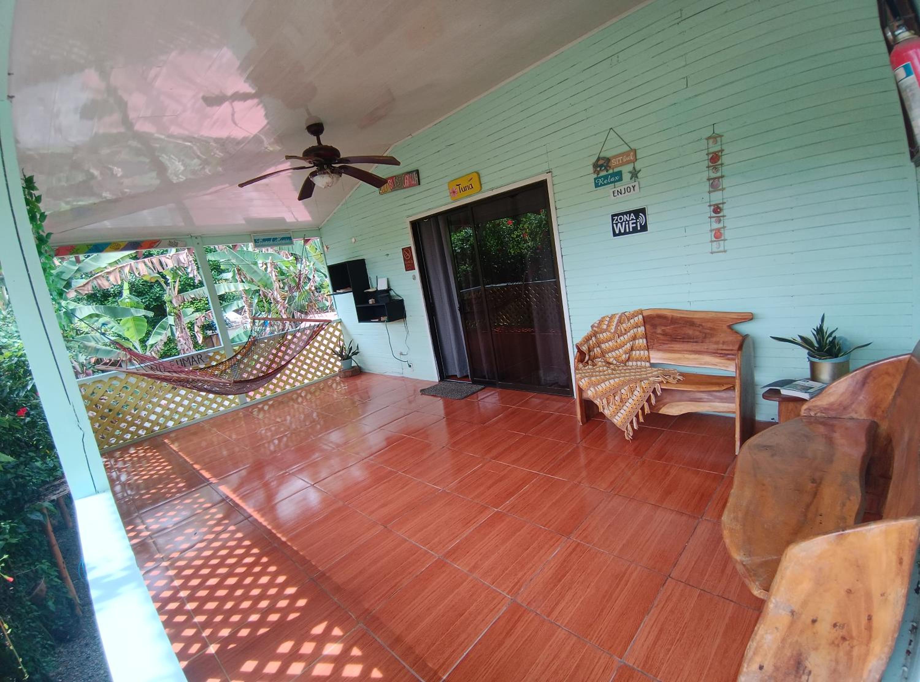 Caribbeans beach Cahuita