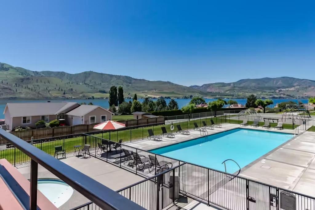 Lake Chelan Shores Condos