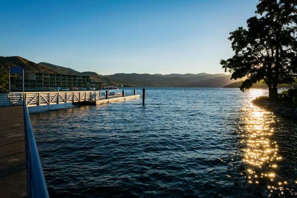 Lake Chelan Shores Condos