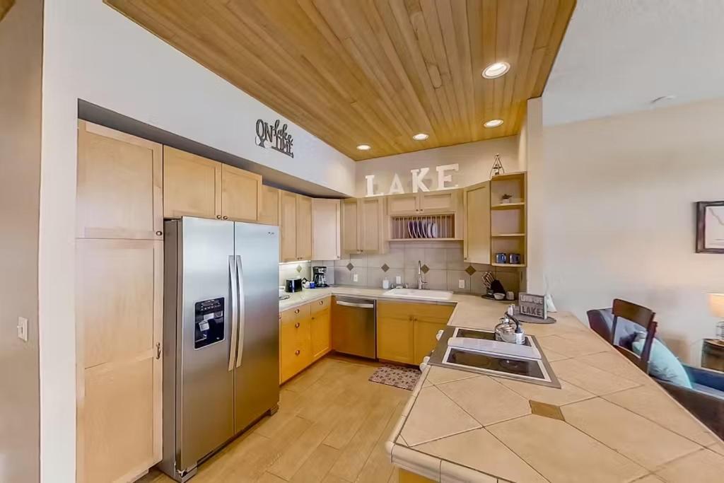 Lake Chelan Shores Condos