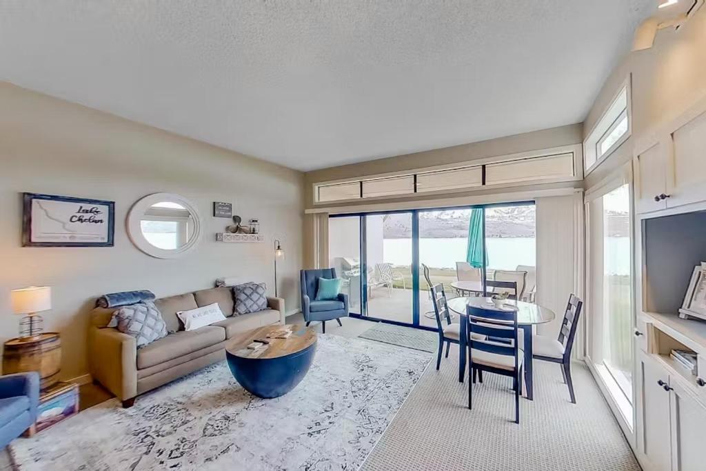 Lake Chelan Shores Condos