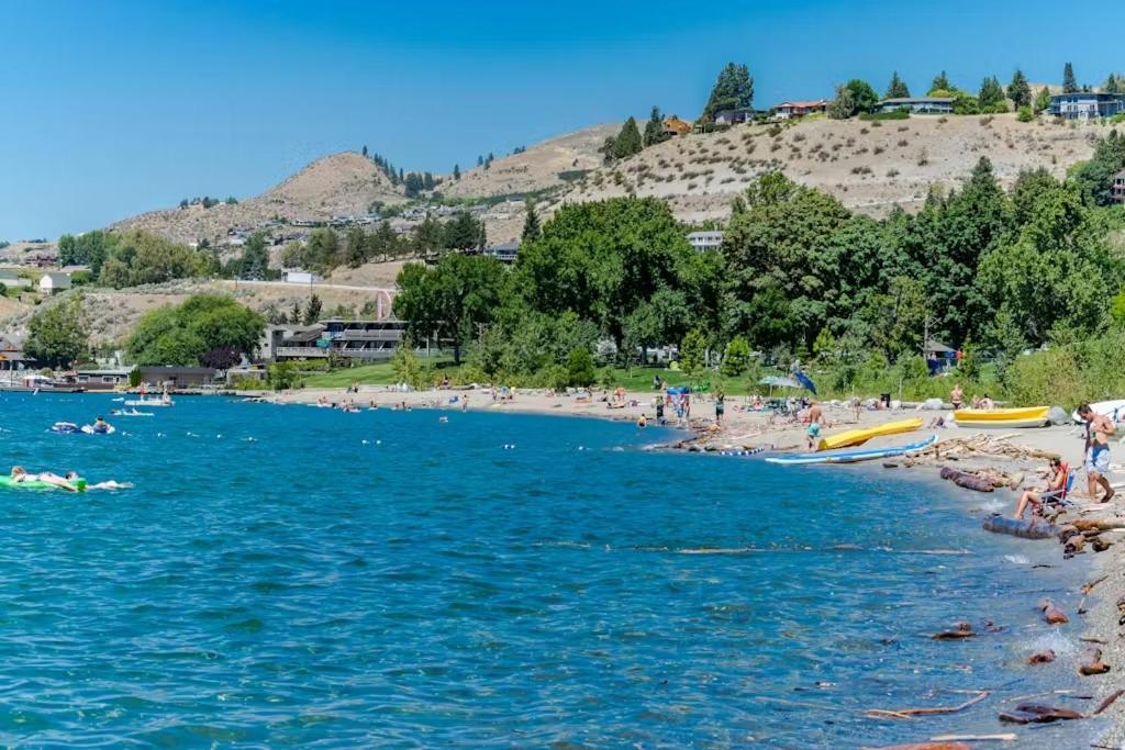 Lake Chelan Shores Condos
