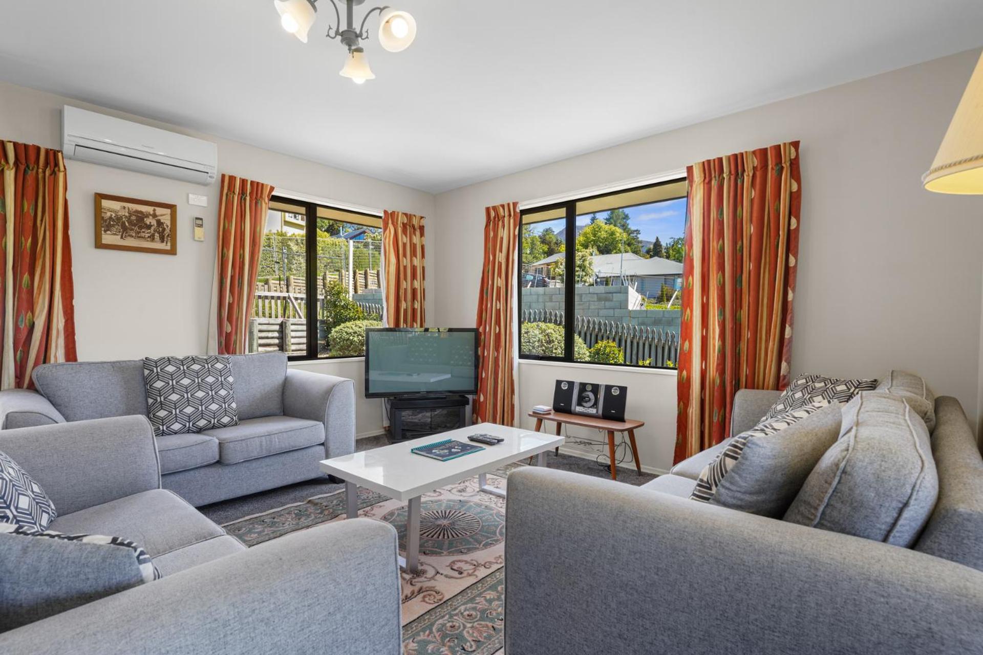 Alpine Peek - Hanmer Springs Holiday Home