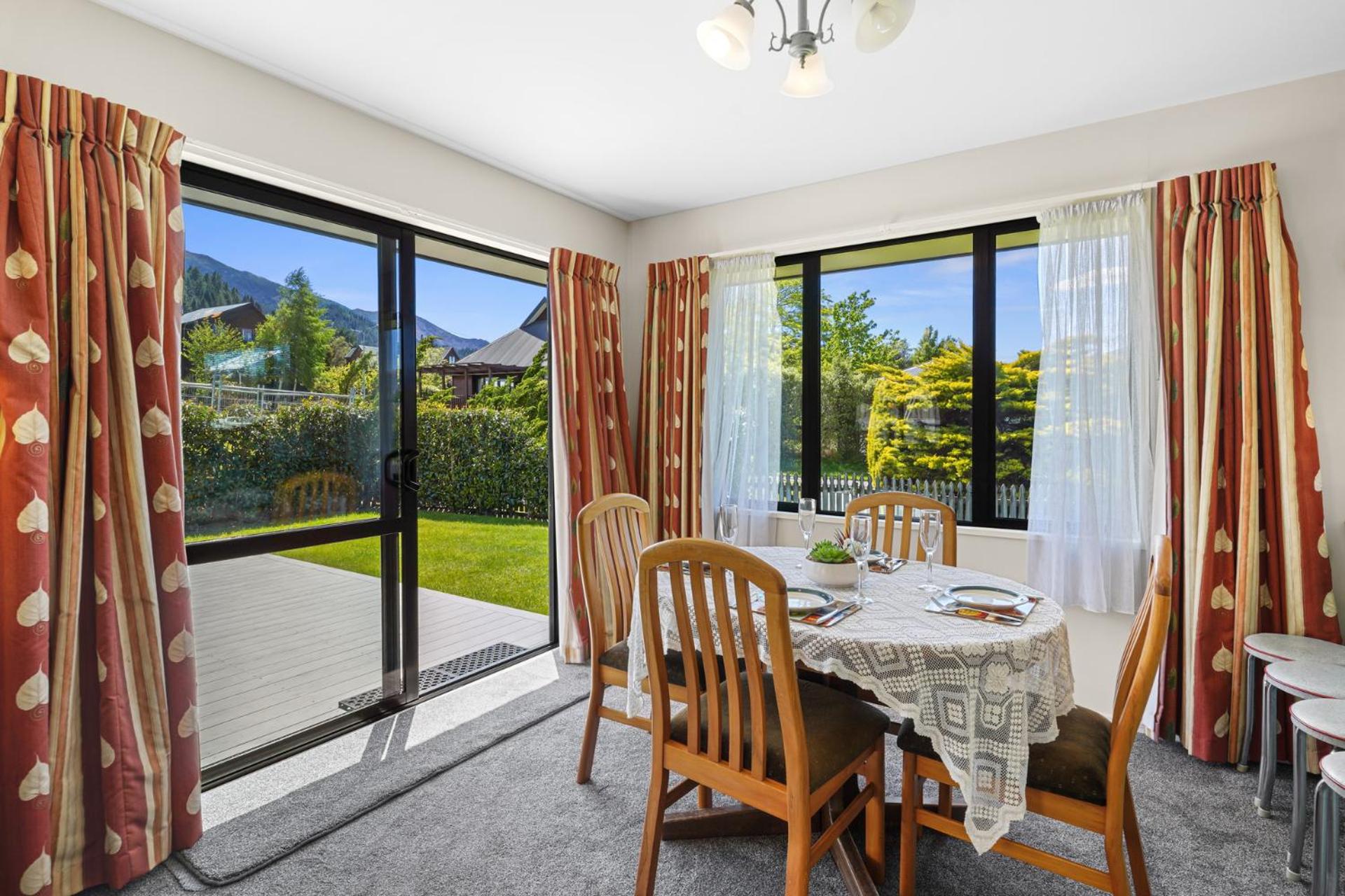 Alpine Peek - Hanmer Springs Holiday Home