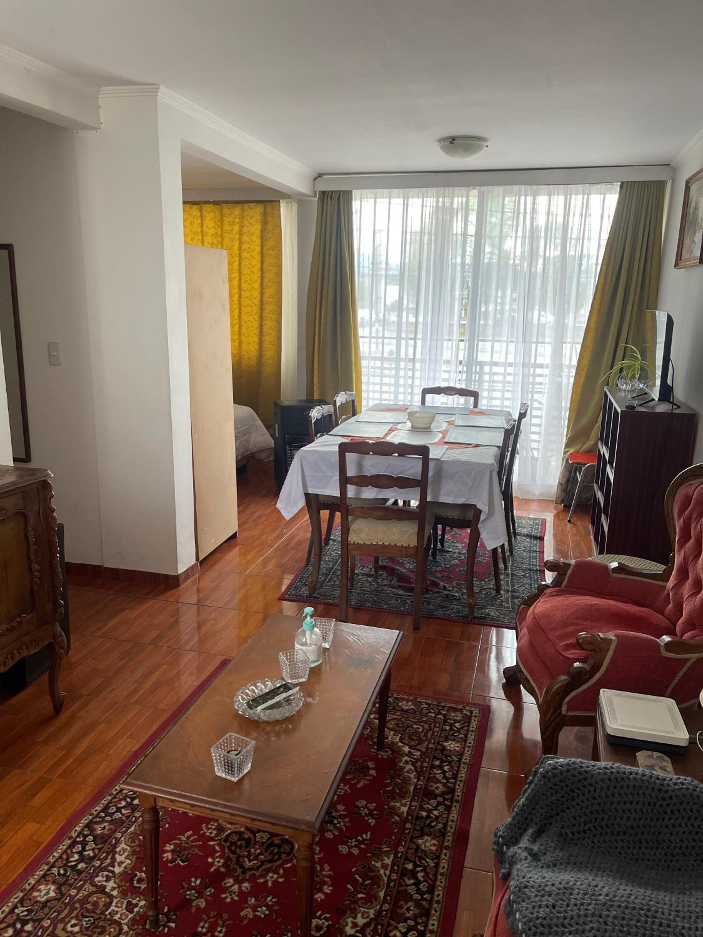 Apartamento cómodo en 2do piso