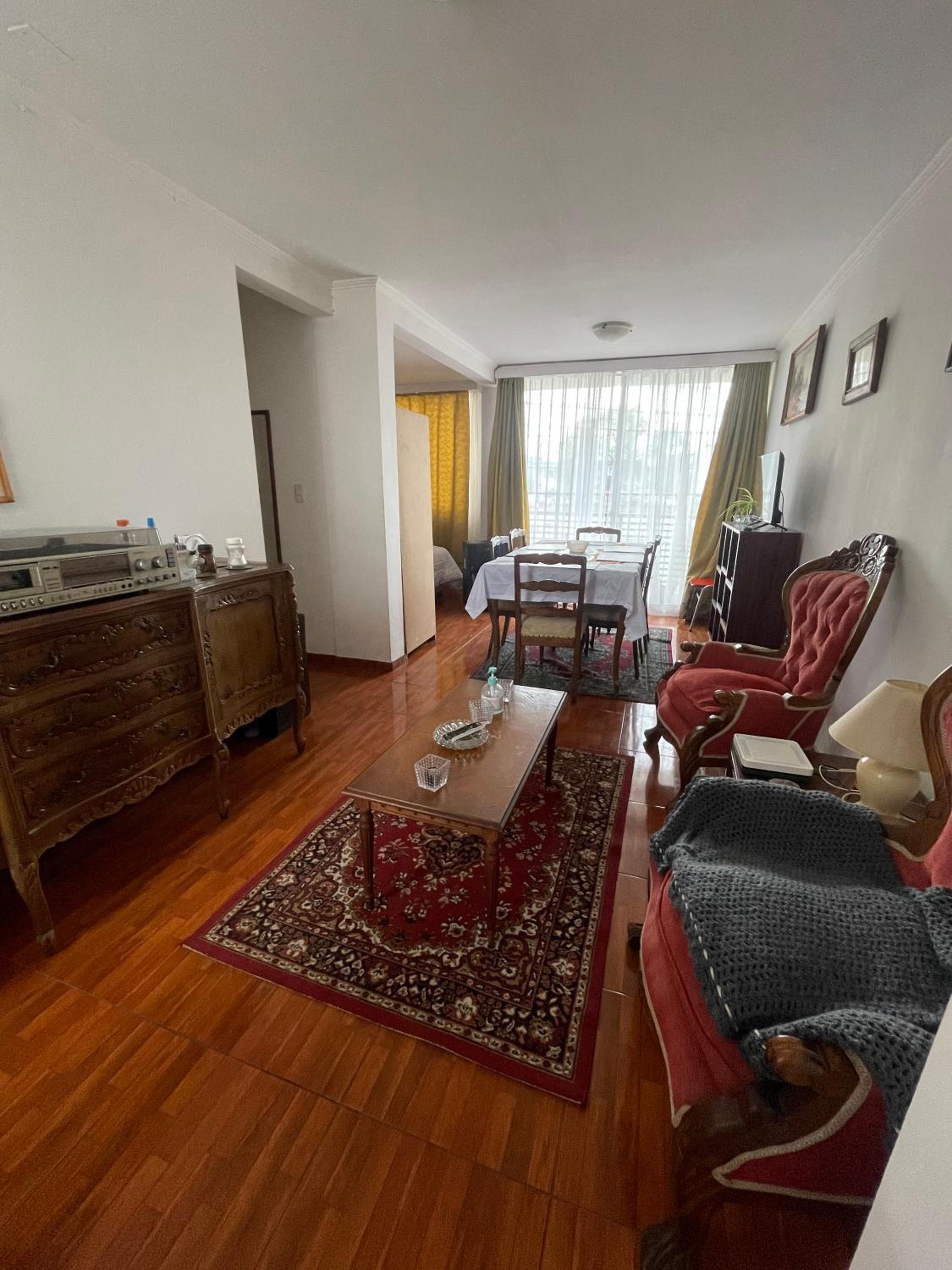 Apartamento cómodo en 2do piso