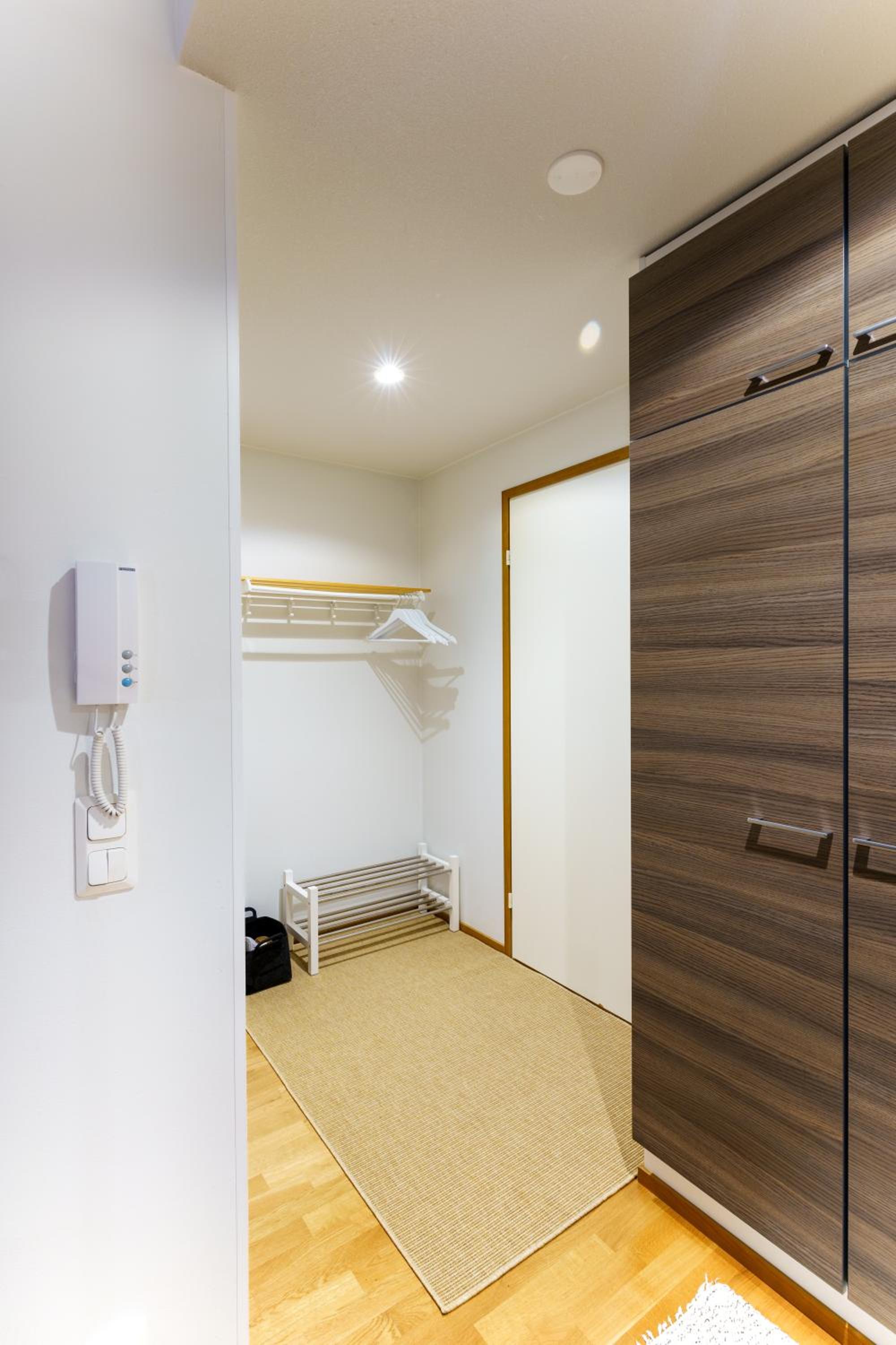 Adorable Arctic Apartments - Private Sauna & Free Parking