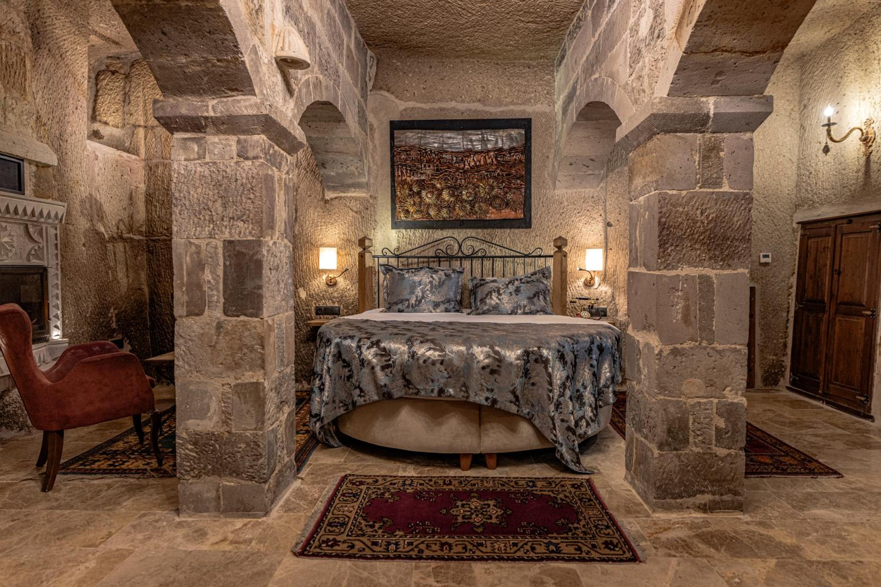 The Dorm Cave By Travellers becomes The Dorm Cave Yurt. - Image 135