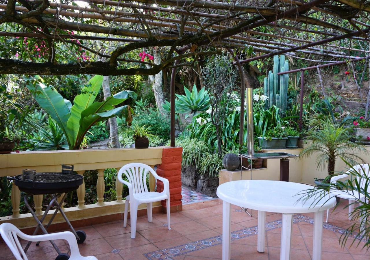 Oasis acogedor en Quito terrazas jardines huerto BBQ wifi estanque