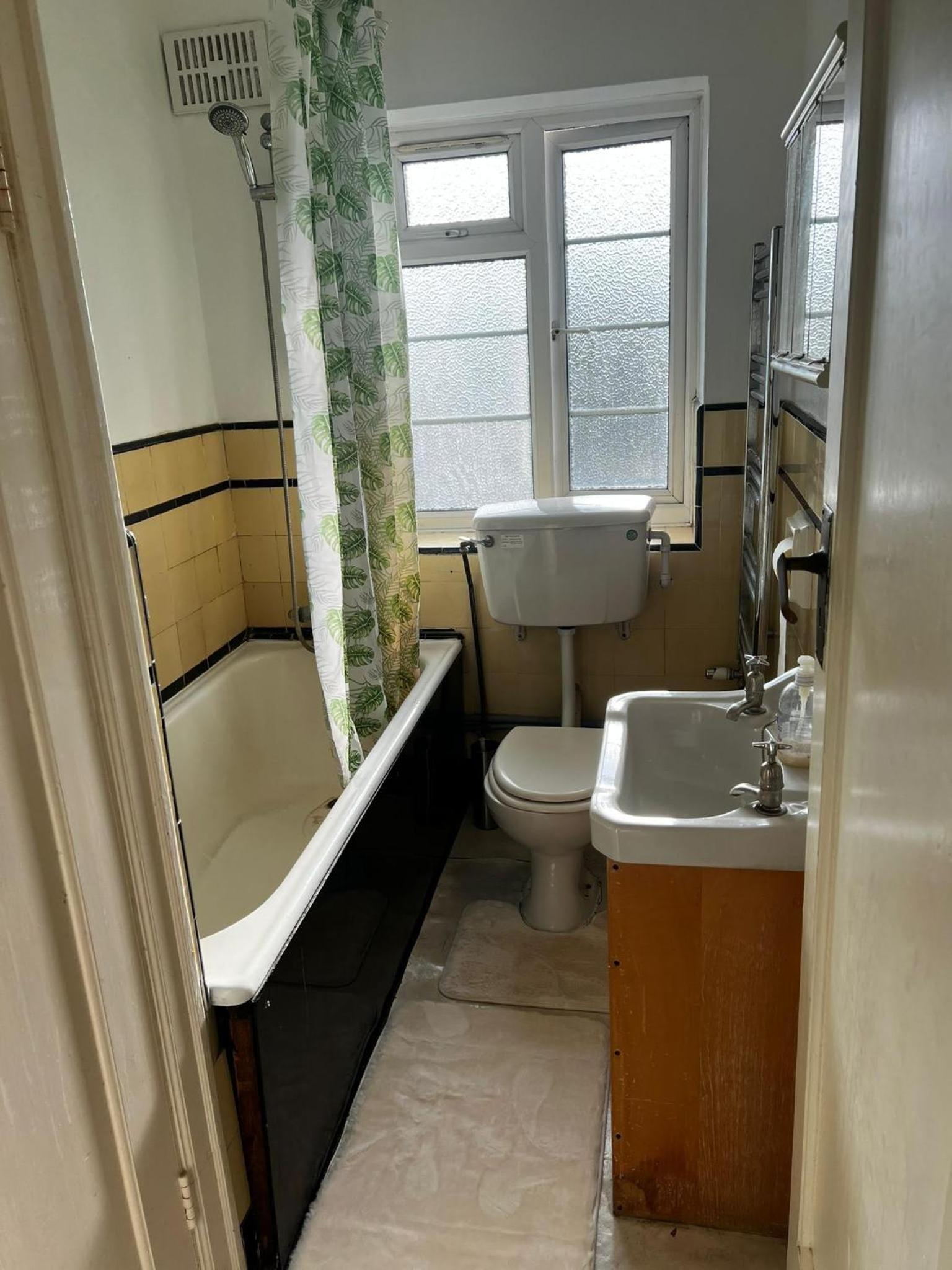 Spacious 2 Bed Flat in London