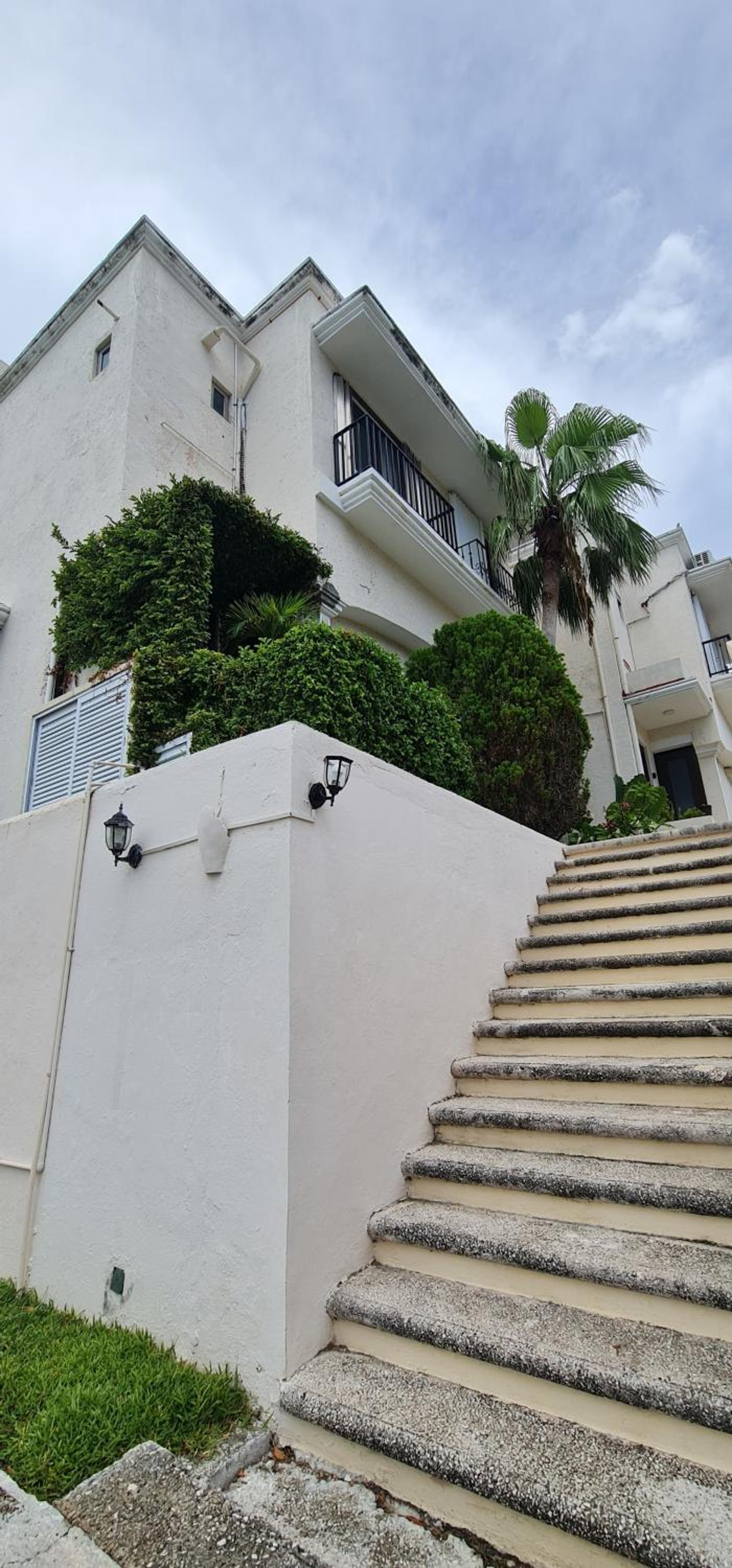 CASCADAS,stylish family villa poolside steps from beach