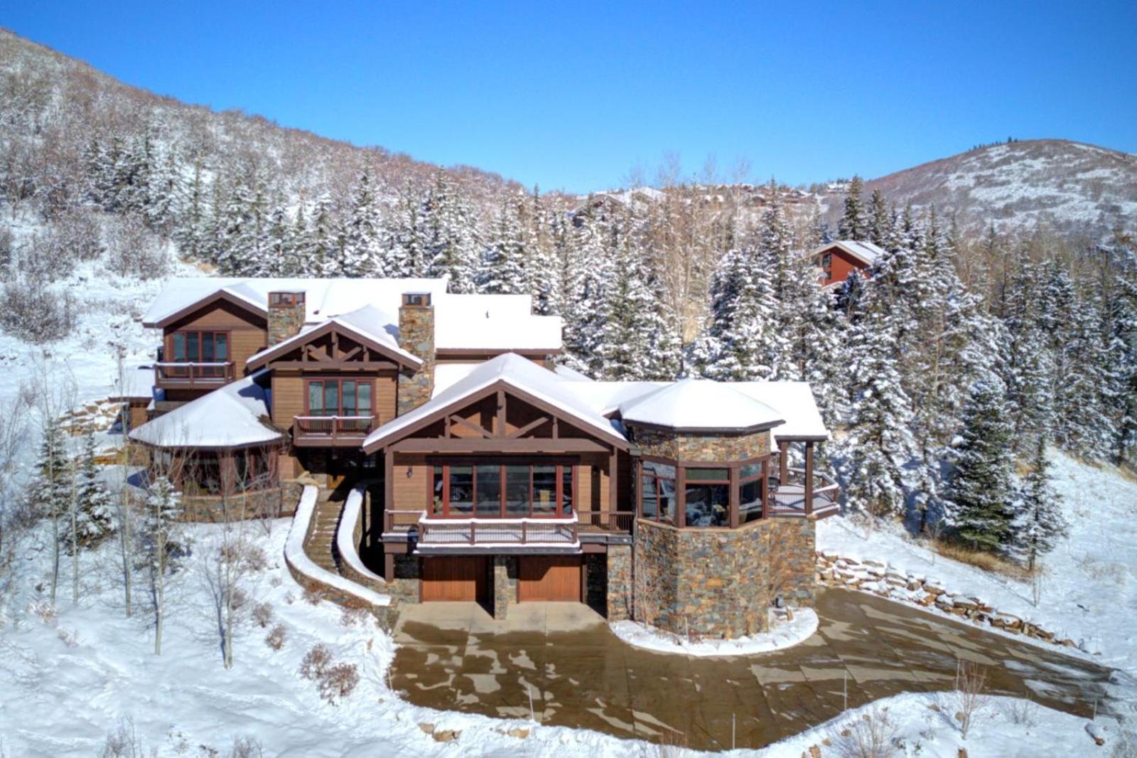 KBM Resorts Elegant Deer Valley Private Home Breathtaking views Elevator Gourmet Kitchen Hot Tub Gym PSD-2071 view 4
