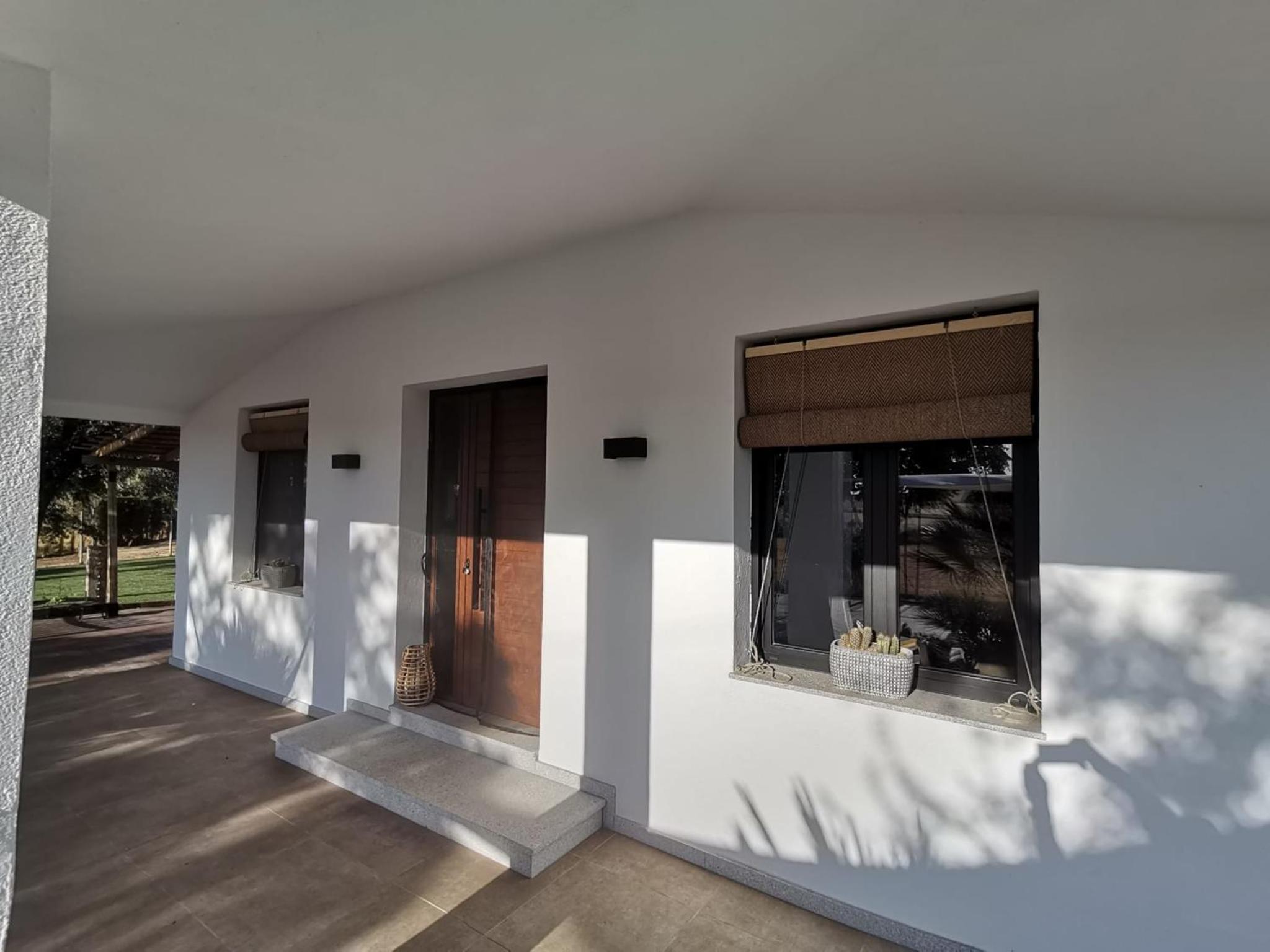 THE FERNANDEZs HOUSE