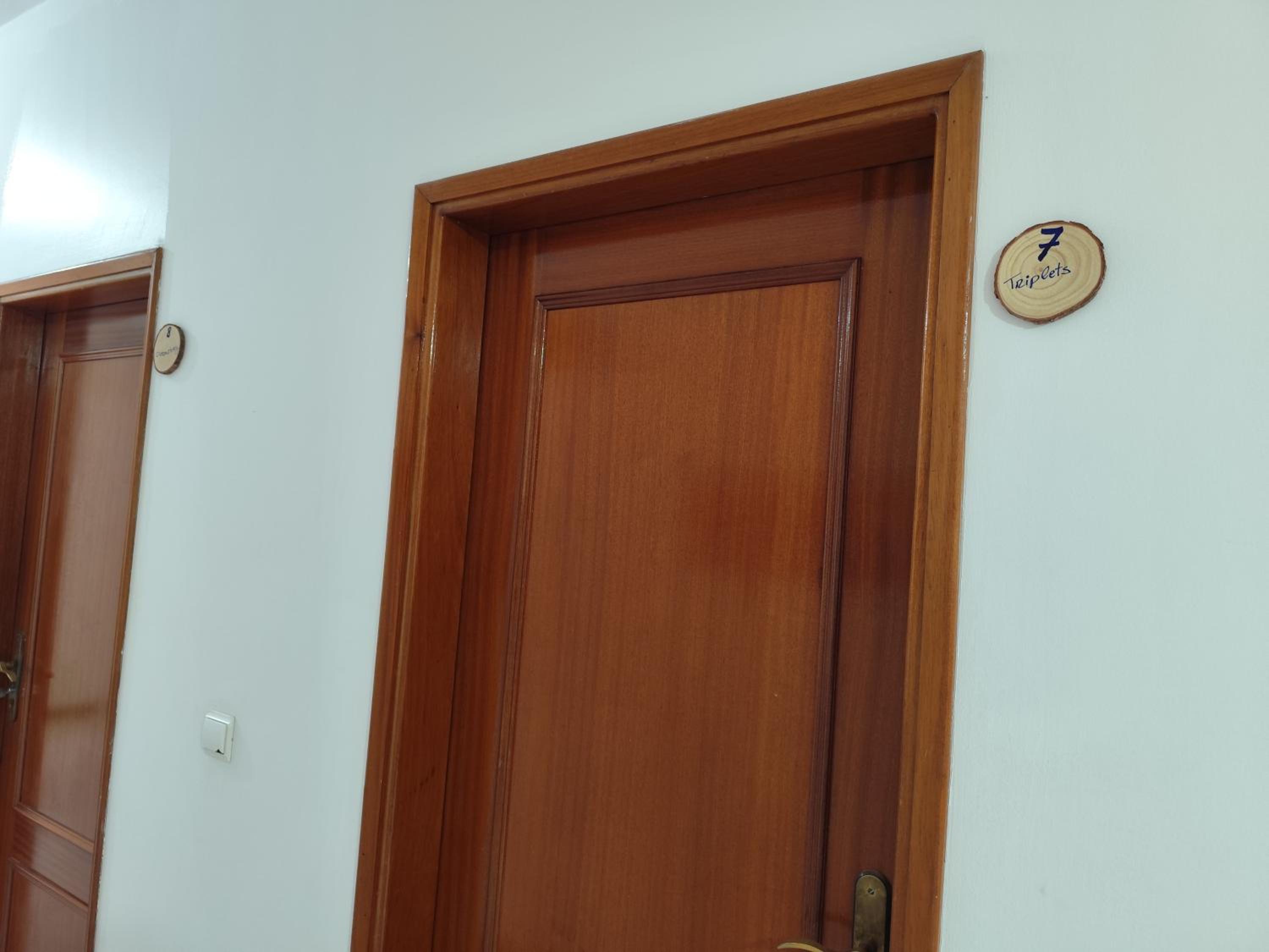 Mendes Family Guesthouse, and Services