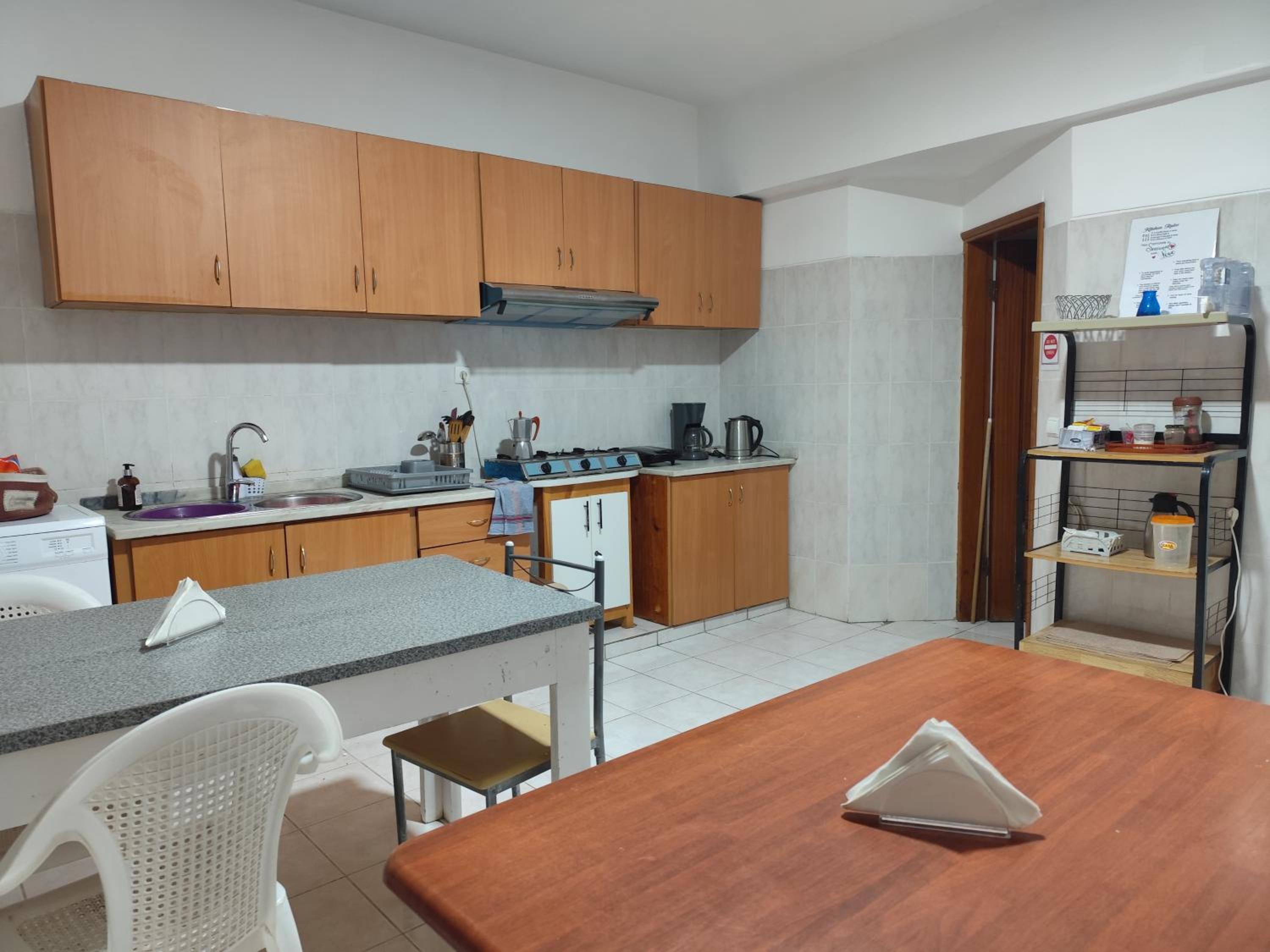 Mendes Family Guesthouse, and Services