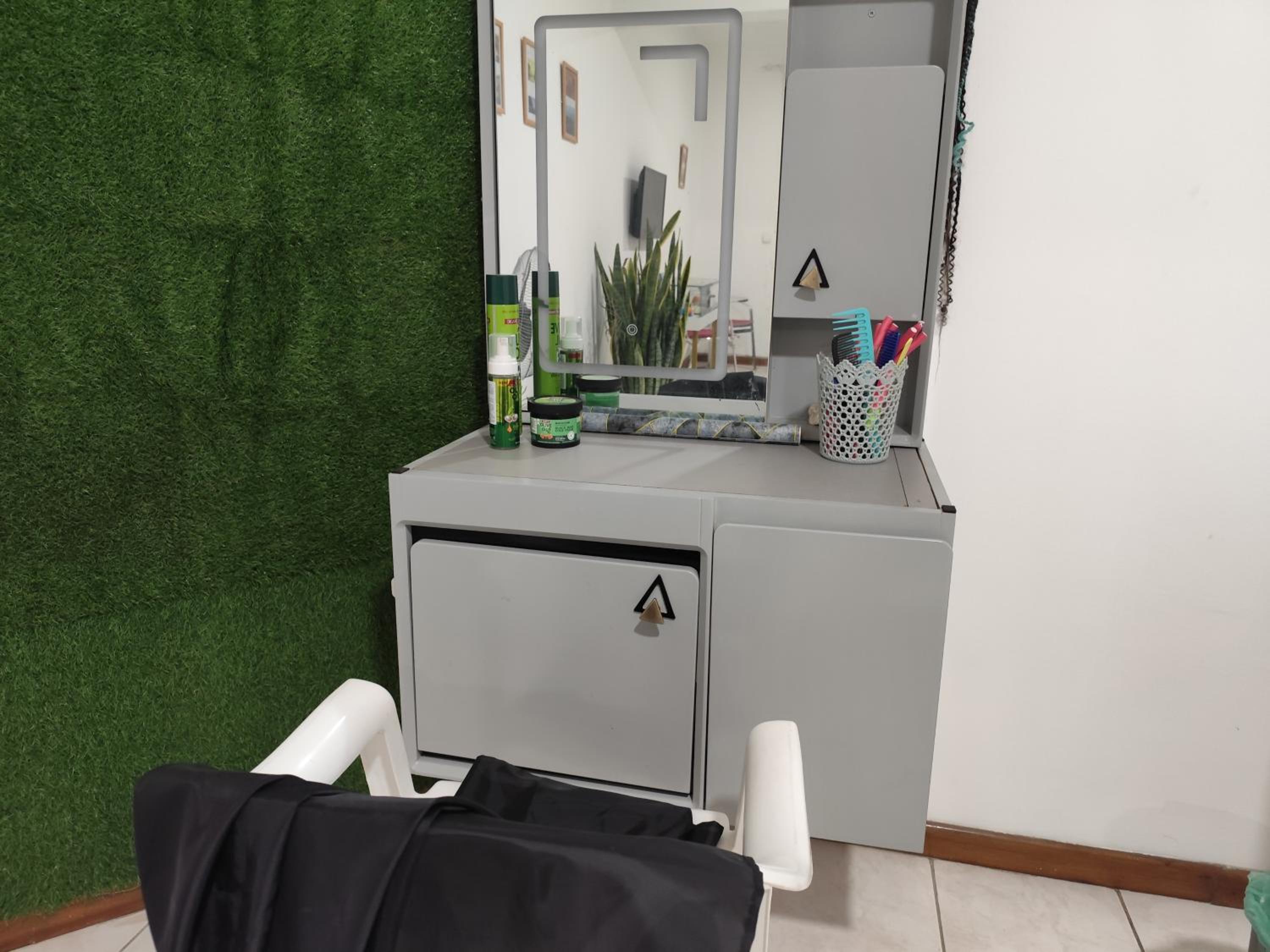 Mendes Family Guesthouse, and Services