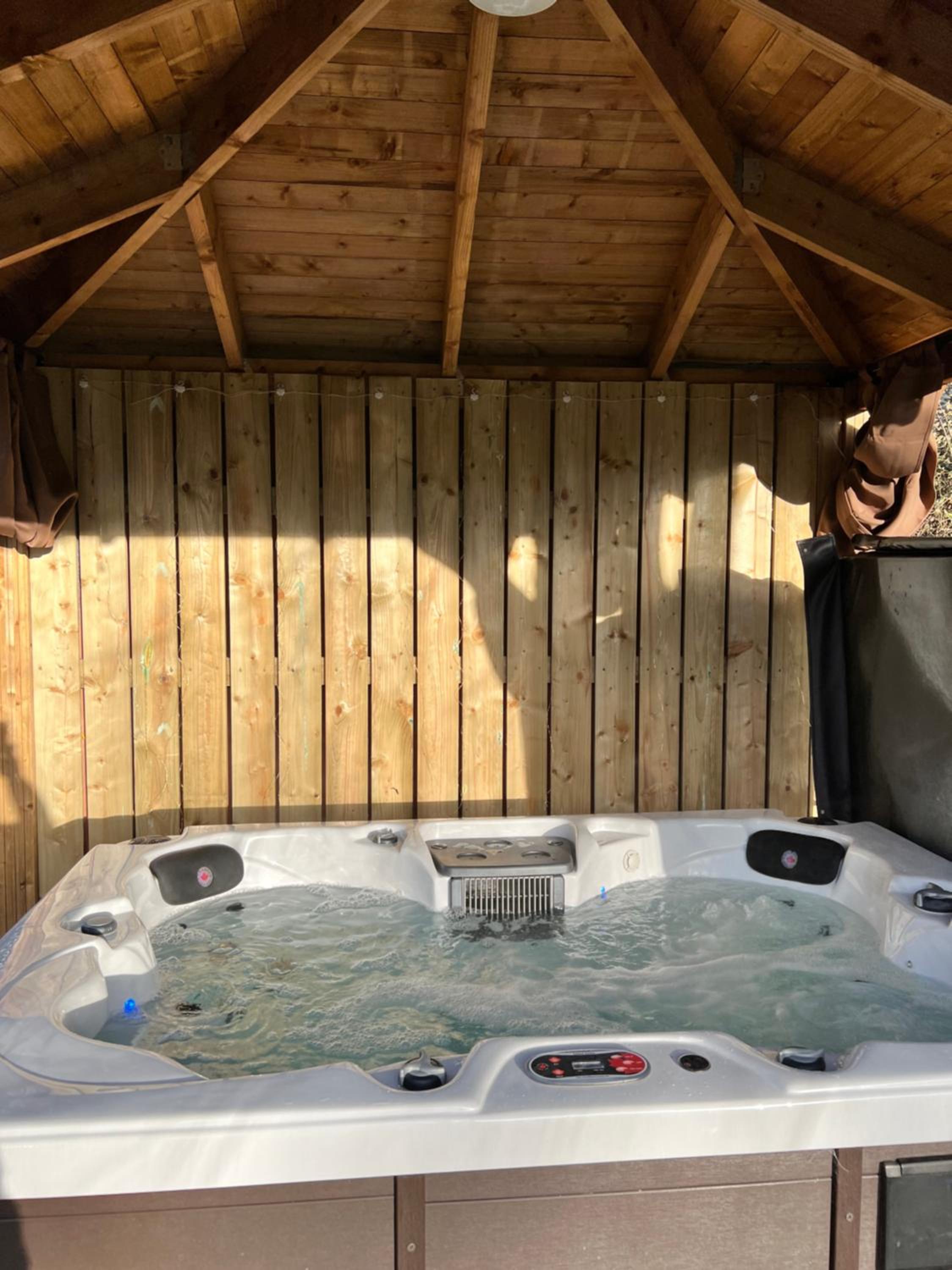 Beautiful Countryside House with Jacuzzi close to Dublin City view 3