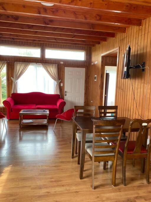 Casa cómoda con calor a hogar