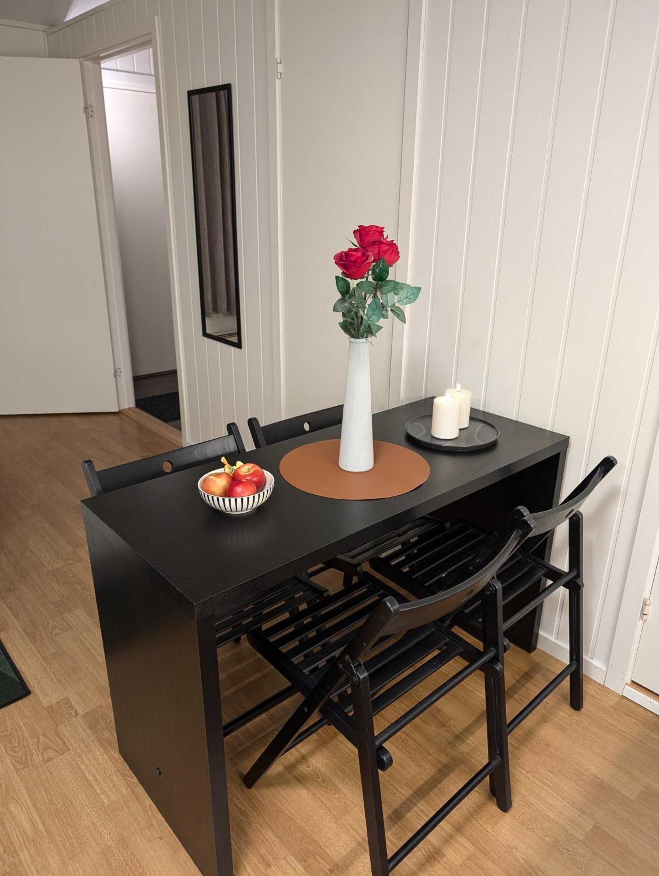 Apartment close to Tromsø city center and airport view 4