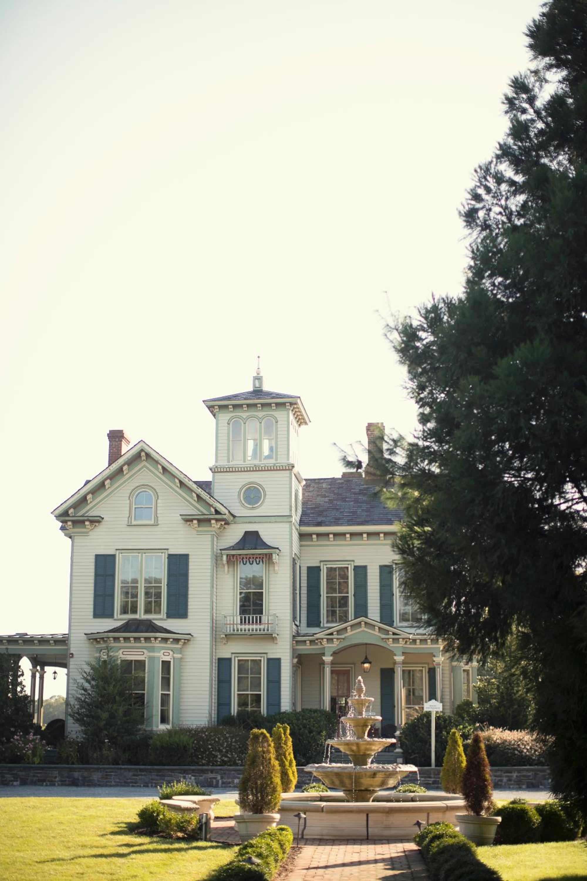 Jedediah Hawkins Inn