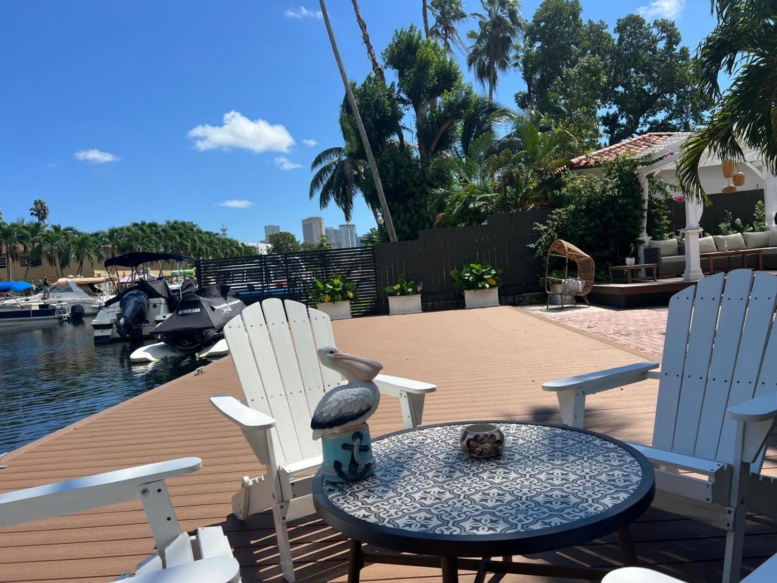 D' Mauchi Waterfront House