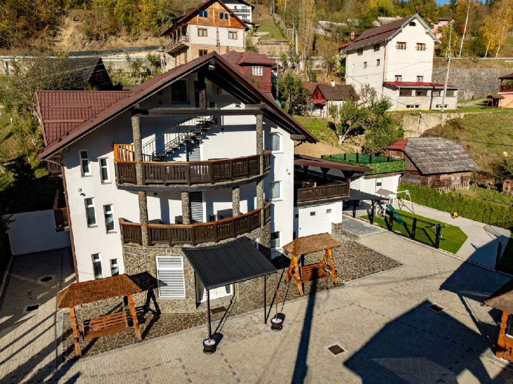Poarta Maramureșana Borșa Complex