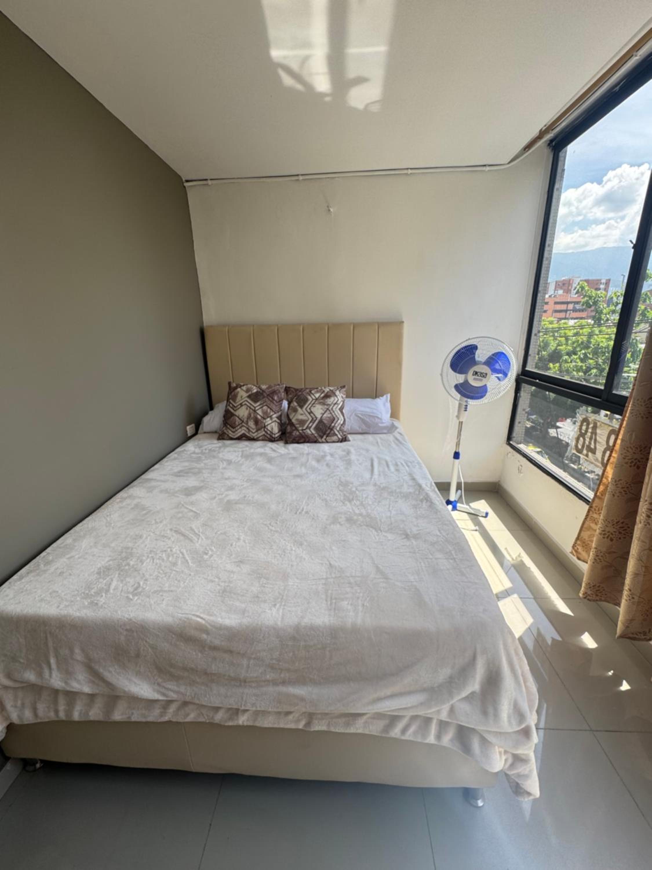 Amplio apartamento en la 70 Estadio Laureles para grupos familiares o amigos