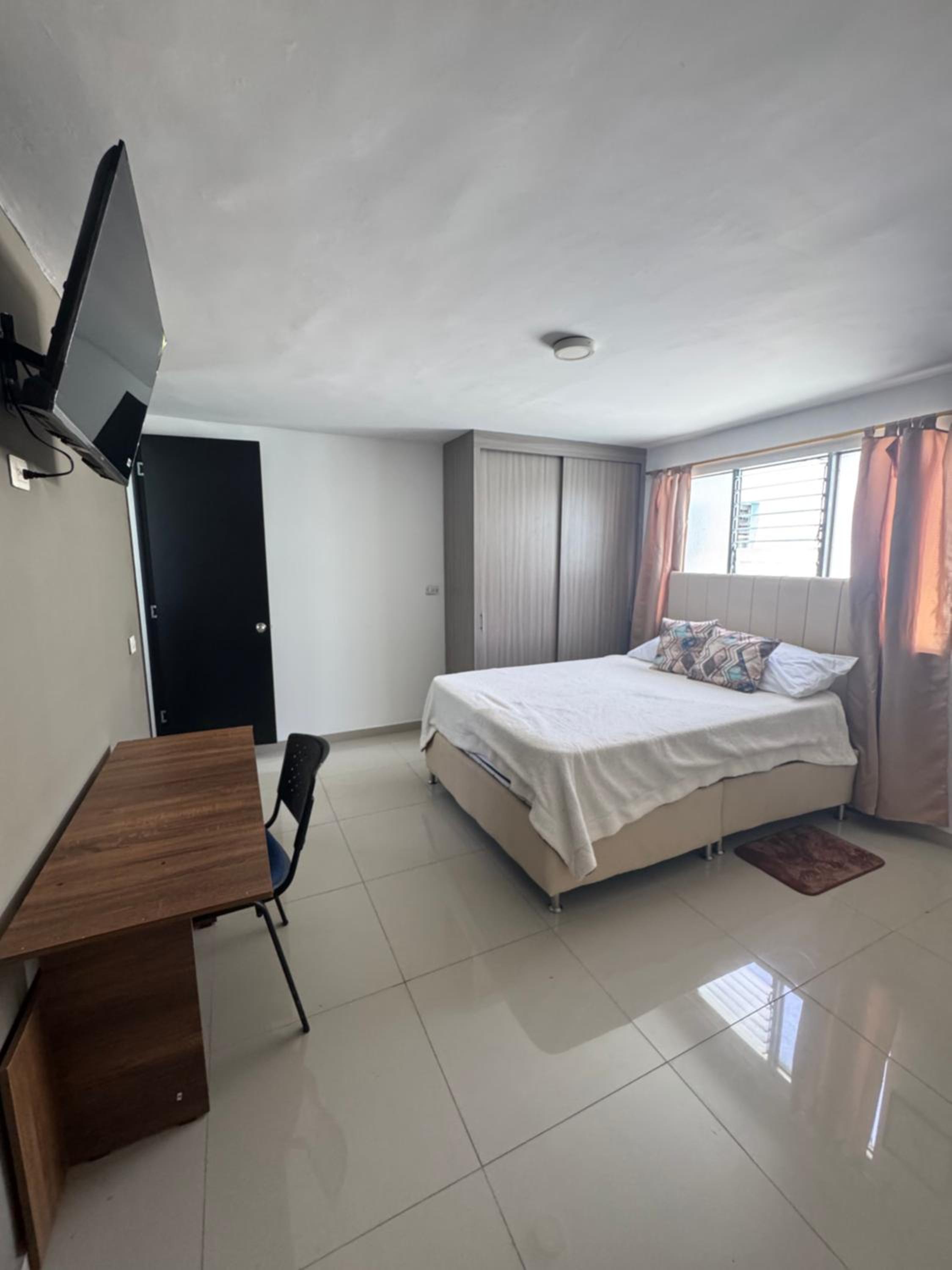 Amplio apartamento en la 70 Estadio Laureles para grupos familiares o amigos
