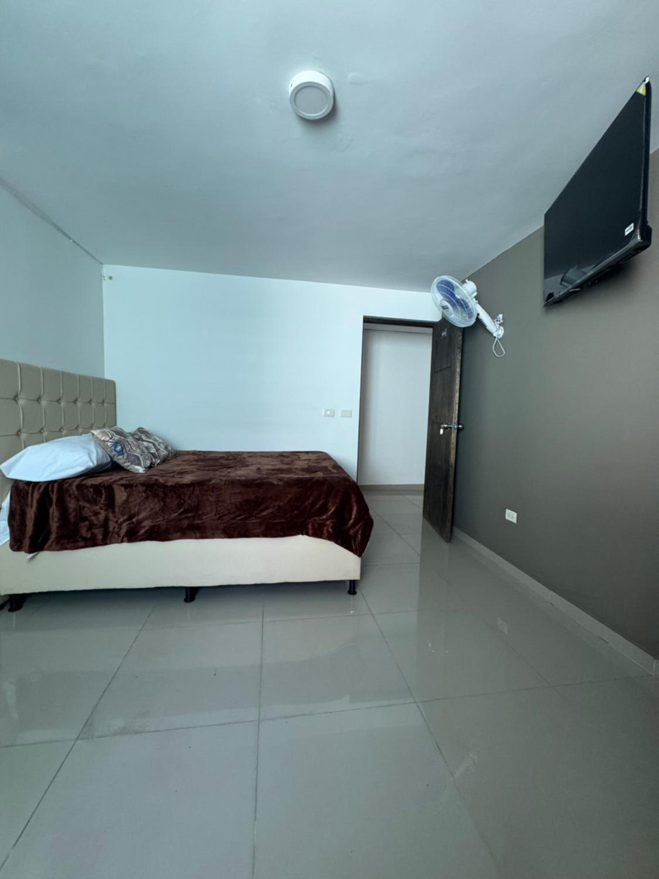Amplio apartamento en la 70 Estadio Laureles para grupos familiares o amigos