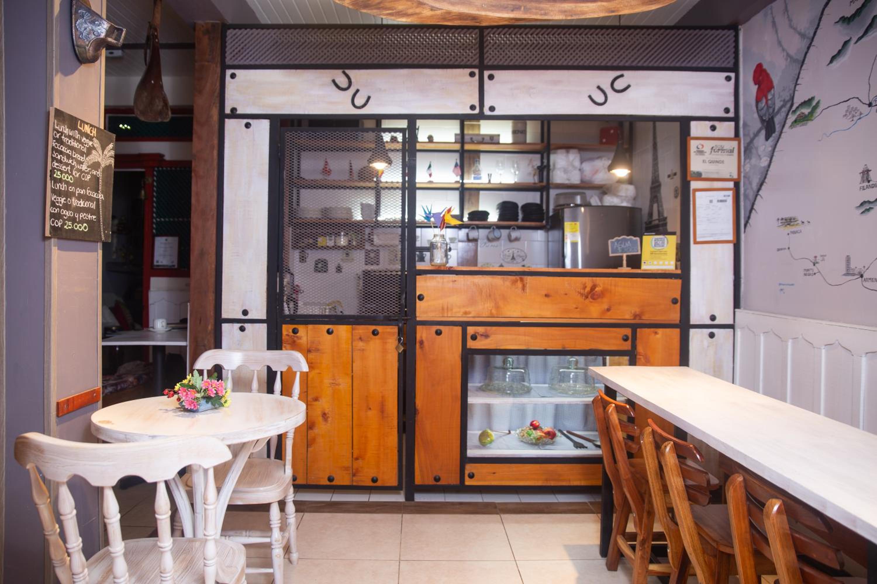 Hostal El Quinde