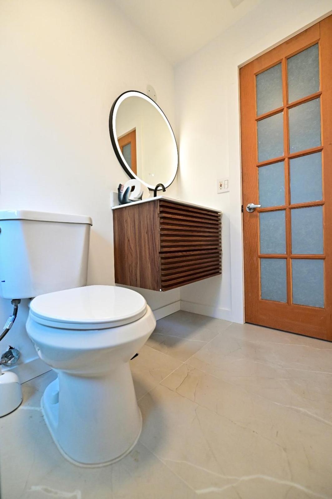 D' Mauchi Waterfront House