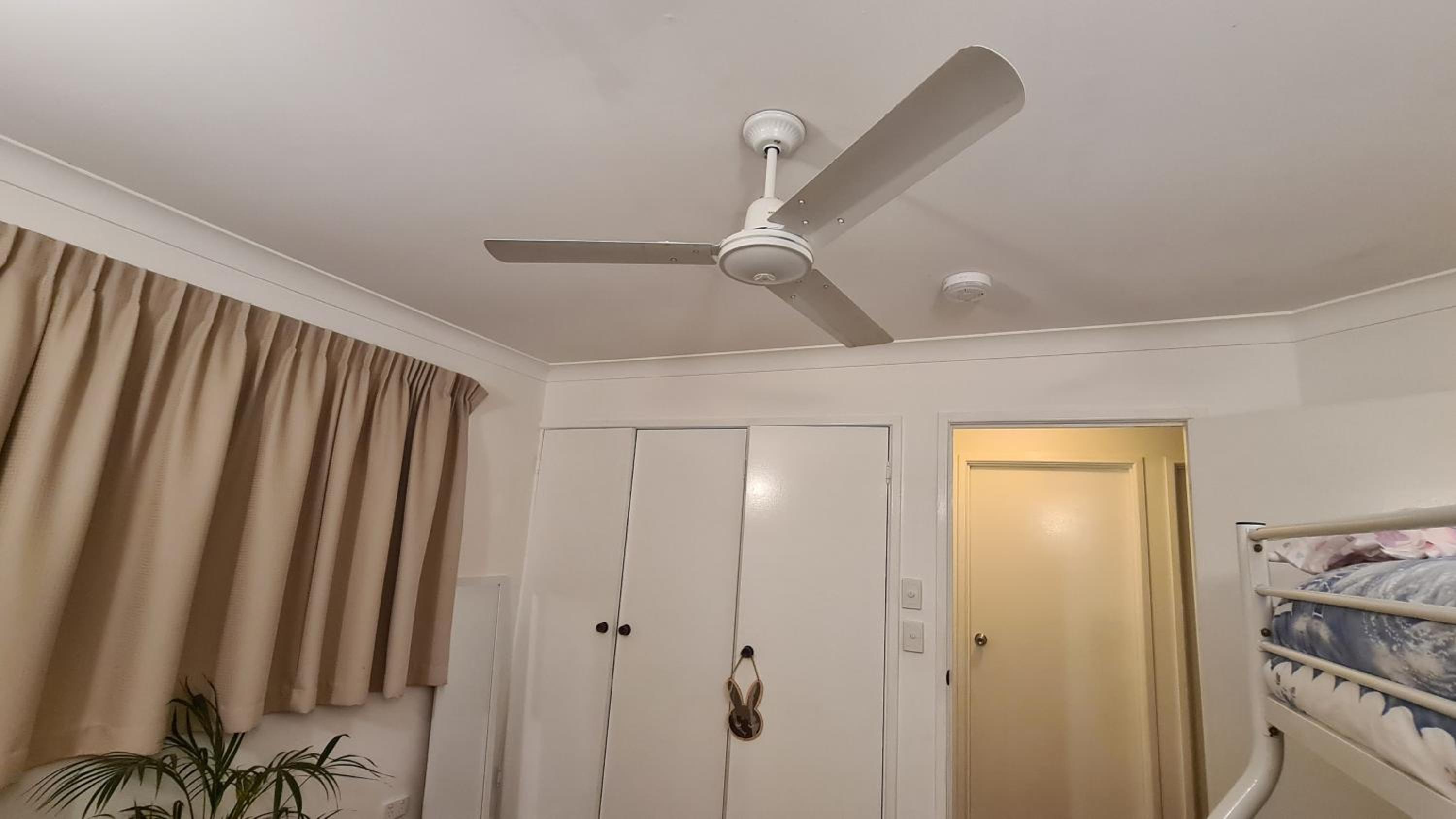 4BR big family house with huge pool