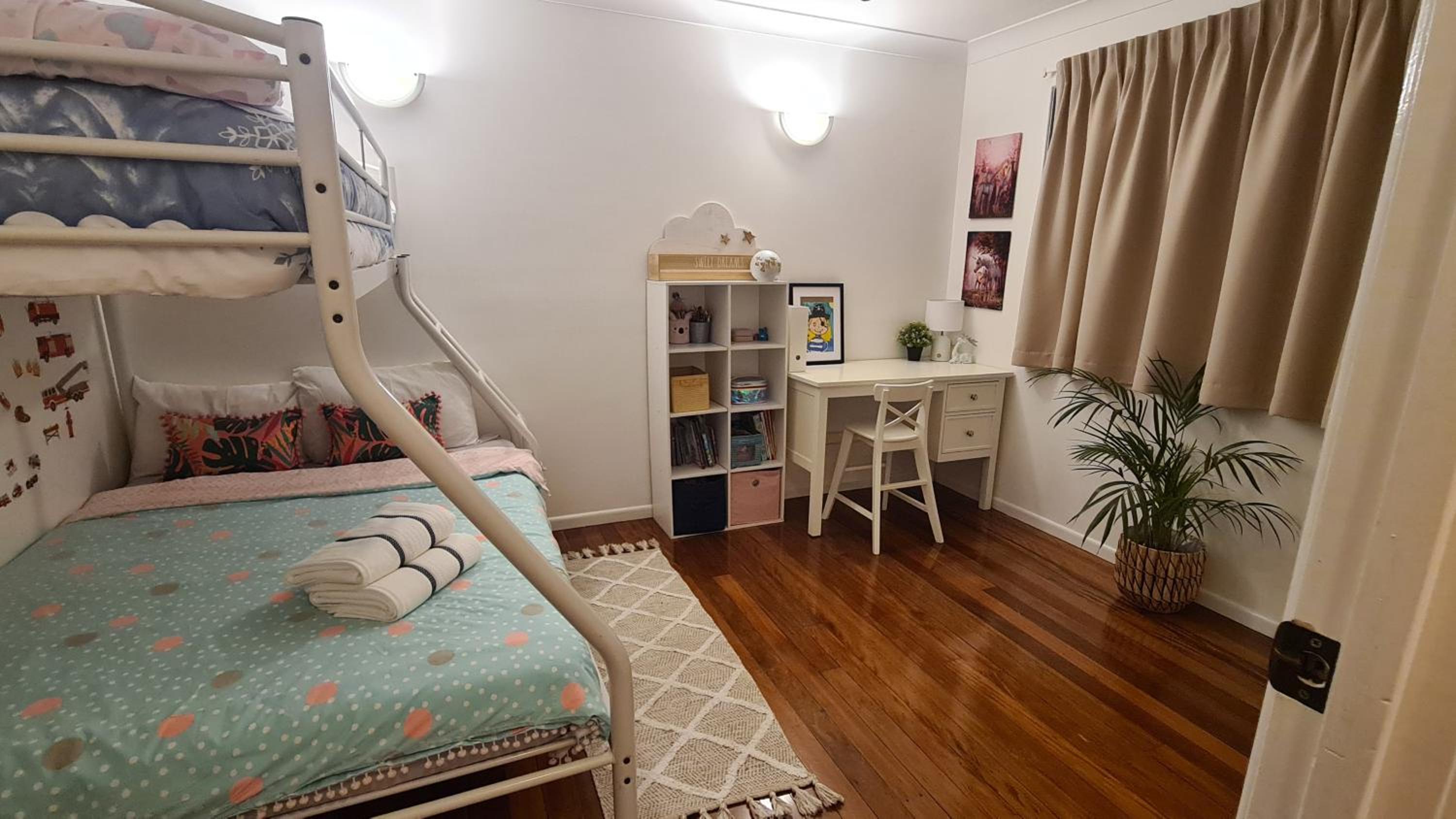 4BR big family house with huge pool