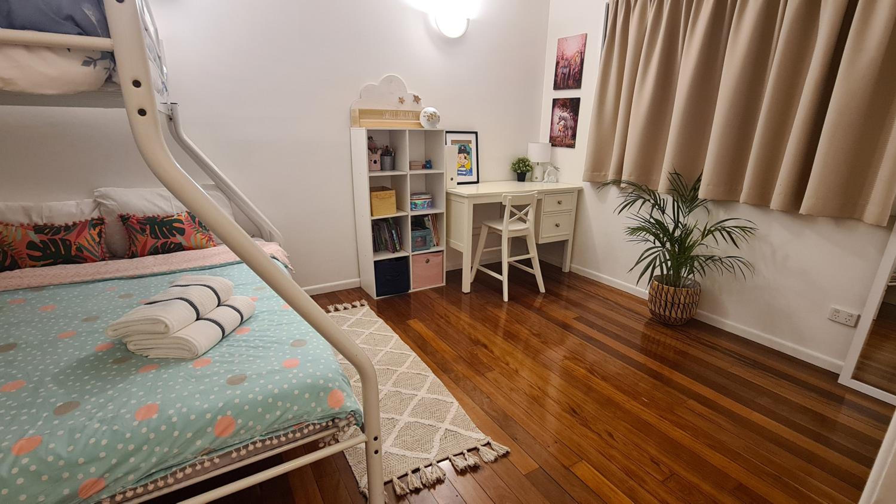 4BR big family house with huge pool