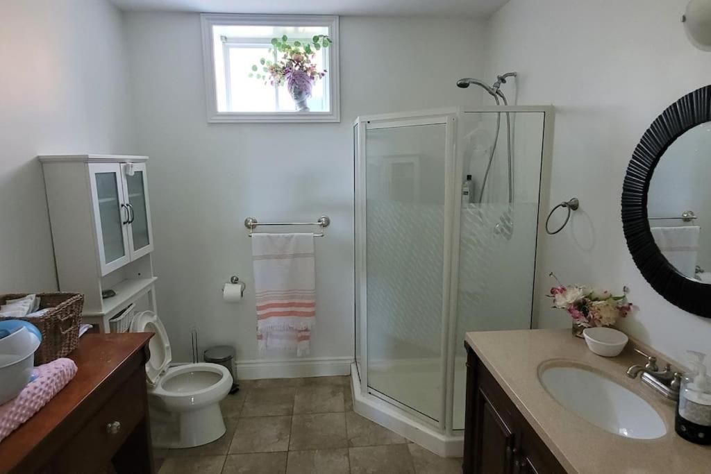 Summer Getaway with Pool and Nearby Attractions