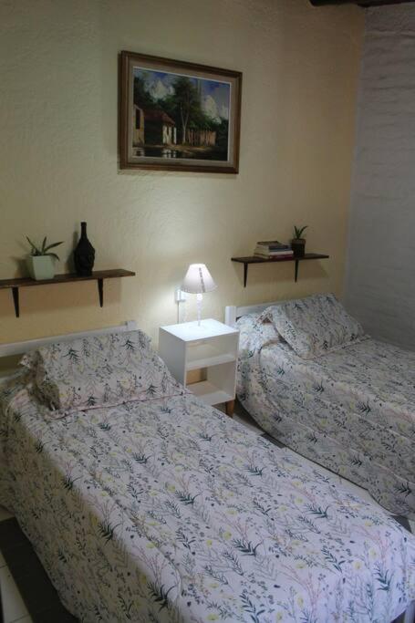 Cabaña con piscina compartida
