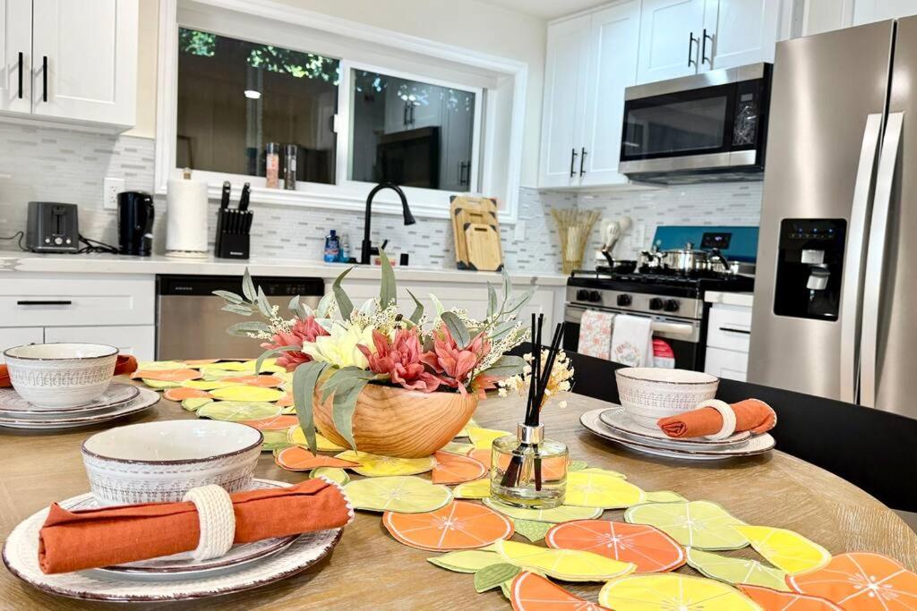 Jies choice Contemporary Elegance in Altadena - Property Image 33