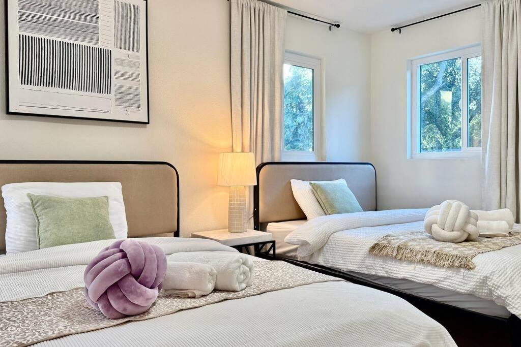 Jies choice Contemporary Elegance in Altadena - Property Image 38