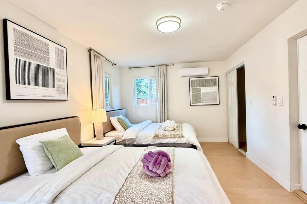Jies choice Contemporary Elegance in Altadena - Property Image 10
