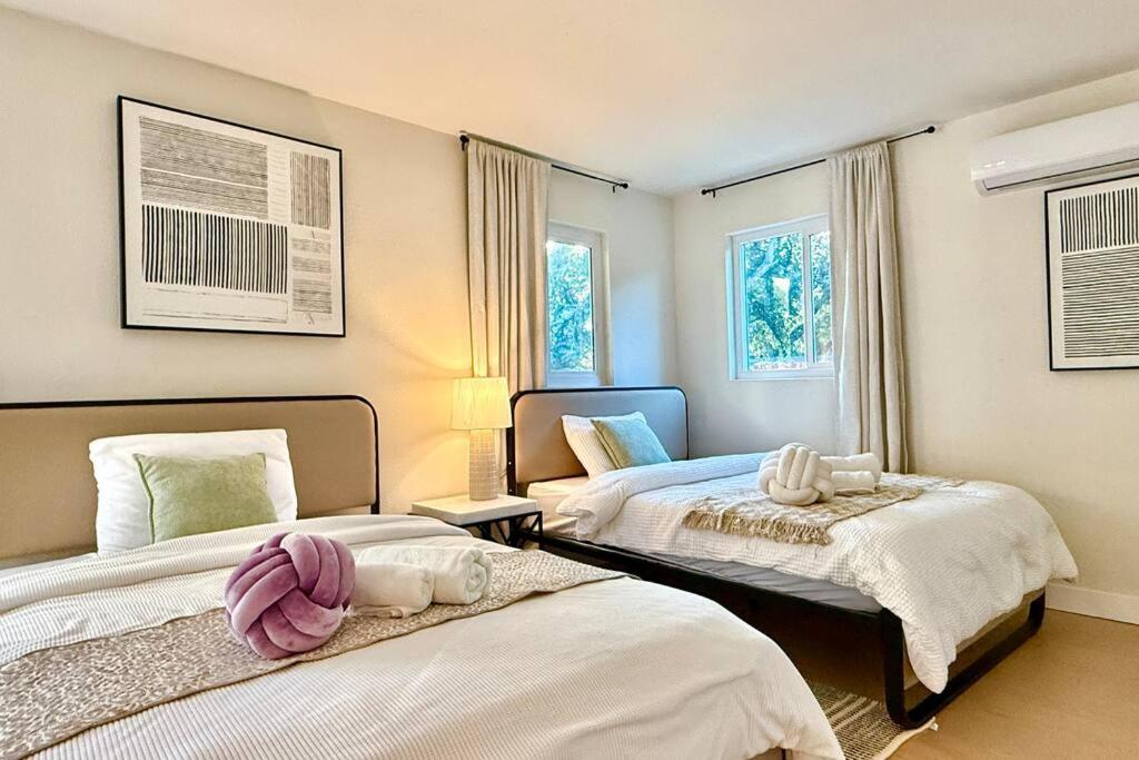 Jies choice Contemporary Elegance in Altadena - Property Image 22