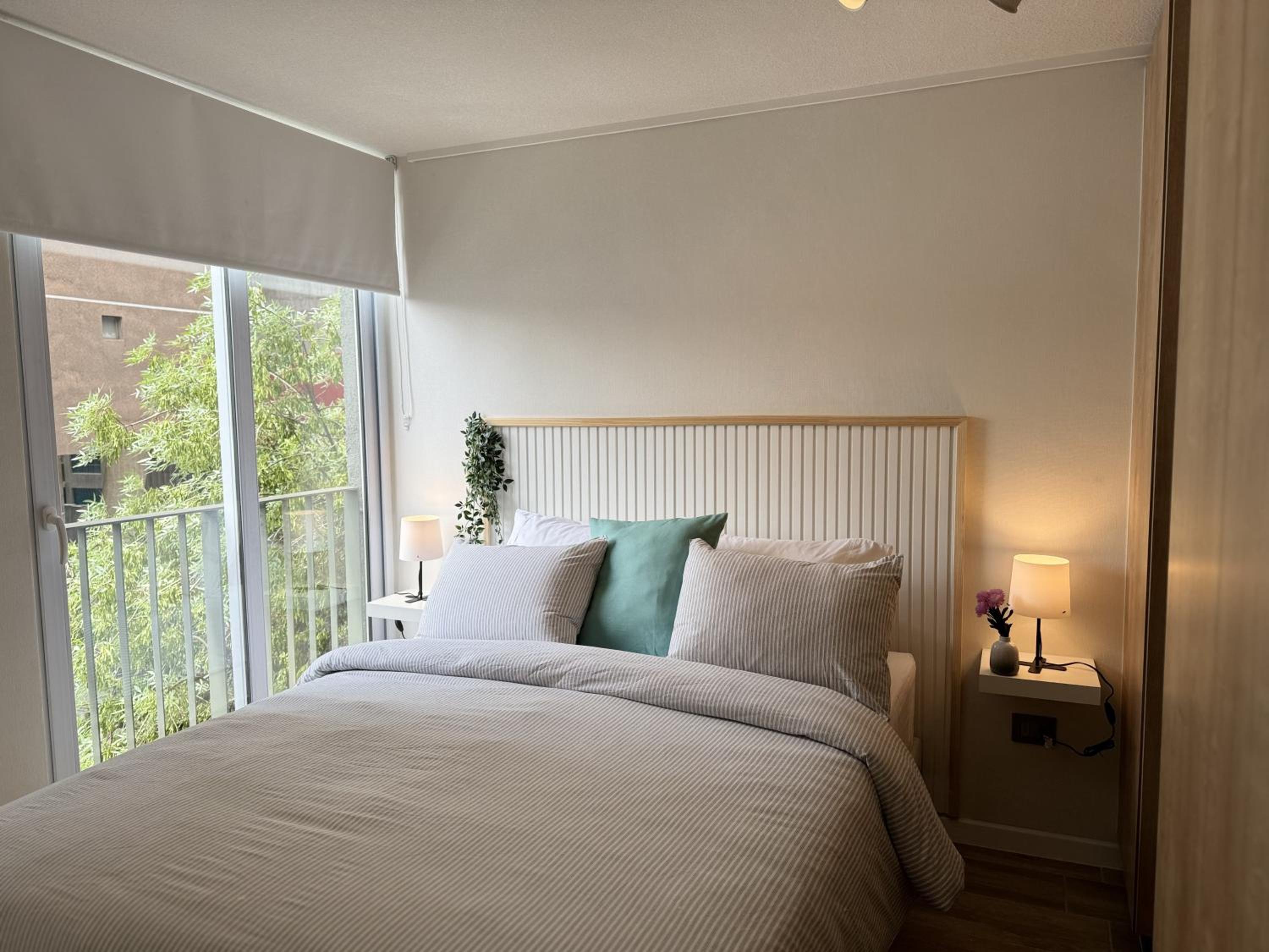Residencia Boutique cerca de Lastarria - Ubicación Cultural Premium - Balcón Privado