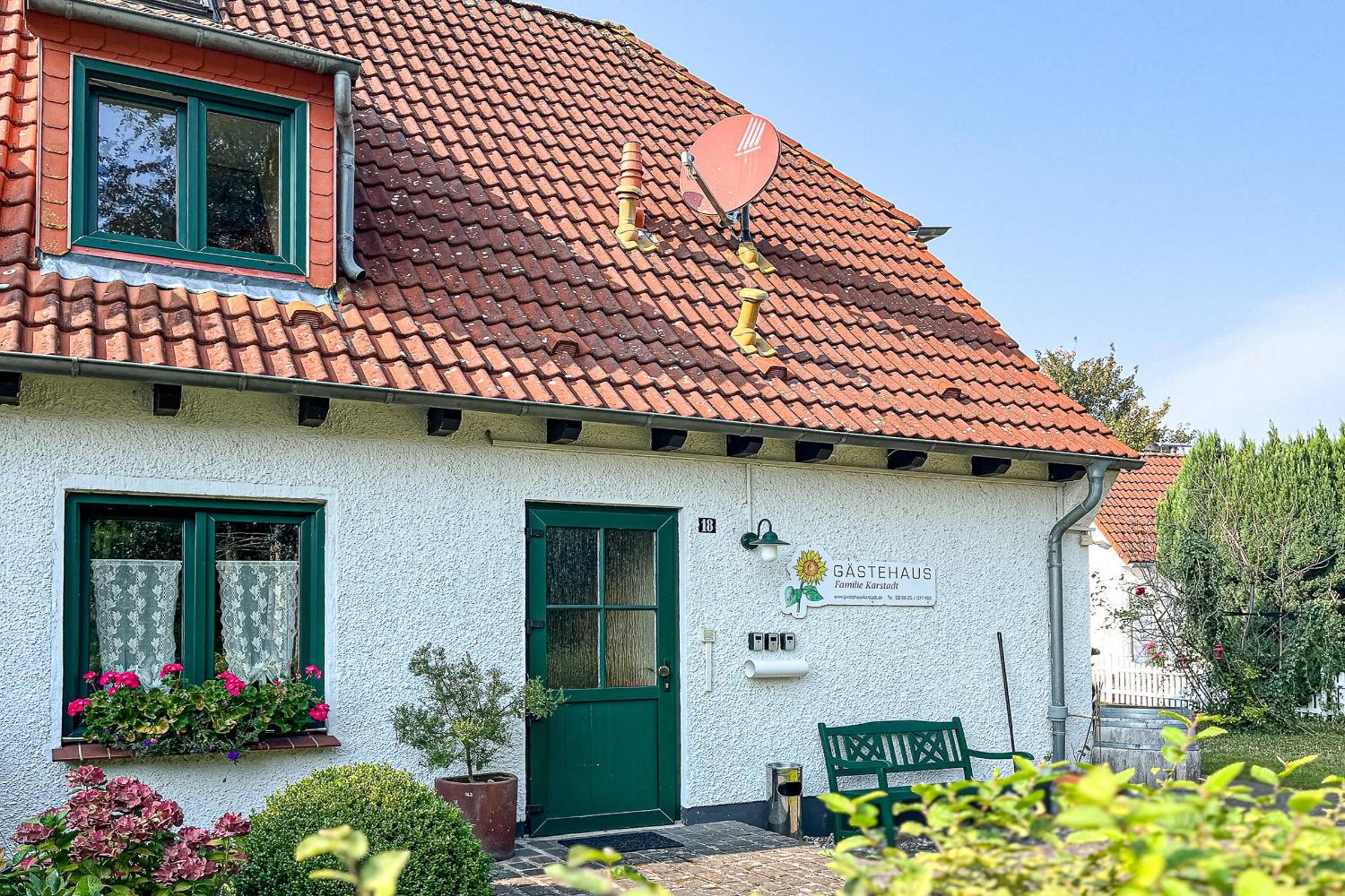 Gästehaus Karstadt Wohnung 02 - Gartenblick